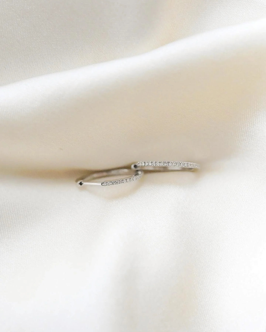 Perfect Everyday Diamond Hoop Earrings 18K White Gold