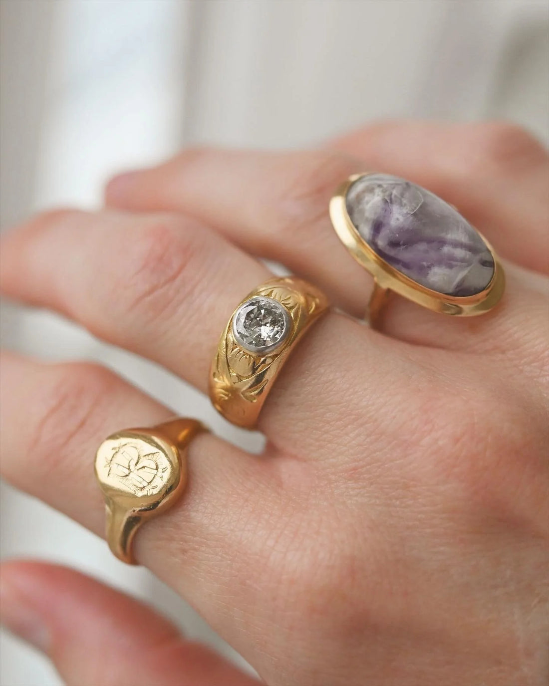 The Monday Selection: Rings, Pendants And a Chain 14-18K Gold 1900-1990