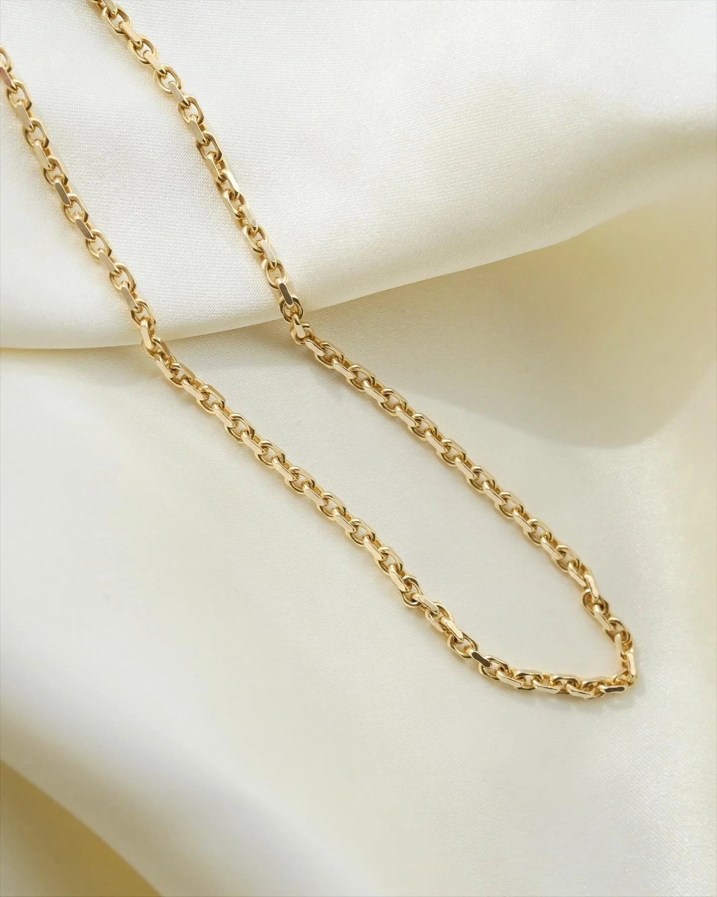 Rare Danish Mid Size Anchor Link Chain 14K Gold