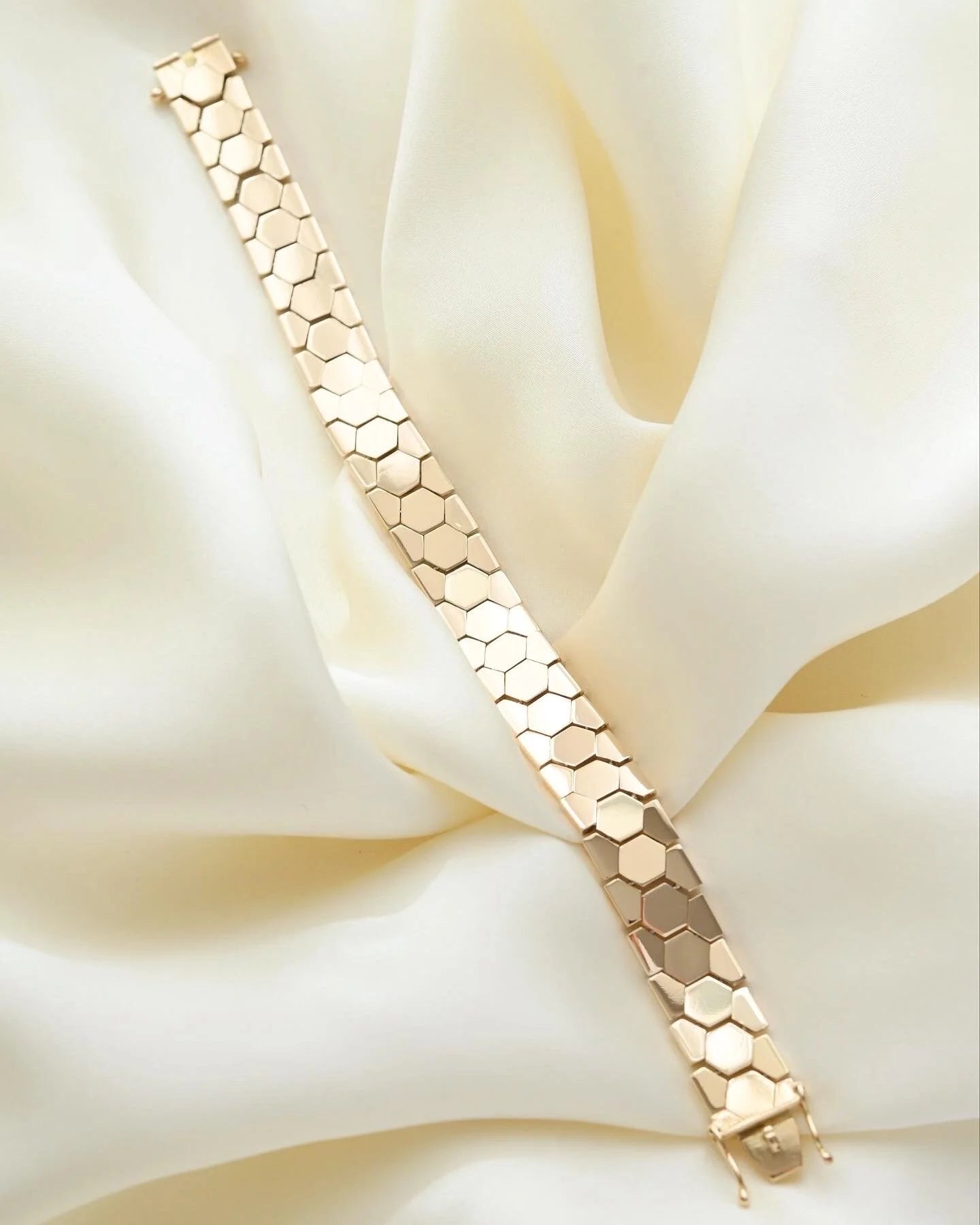 Everyone Will Compliment You Vintage Bracelet w Octagon Links 14K Gold 1960