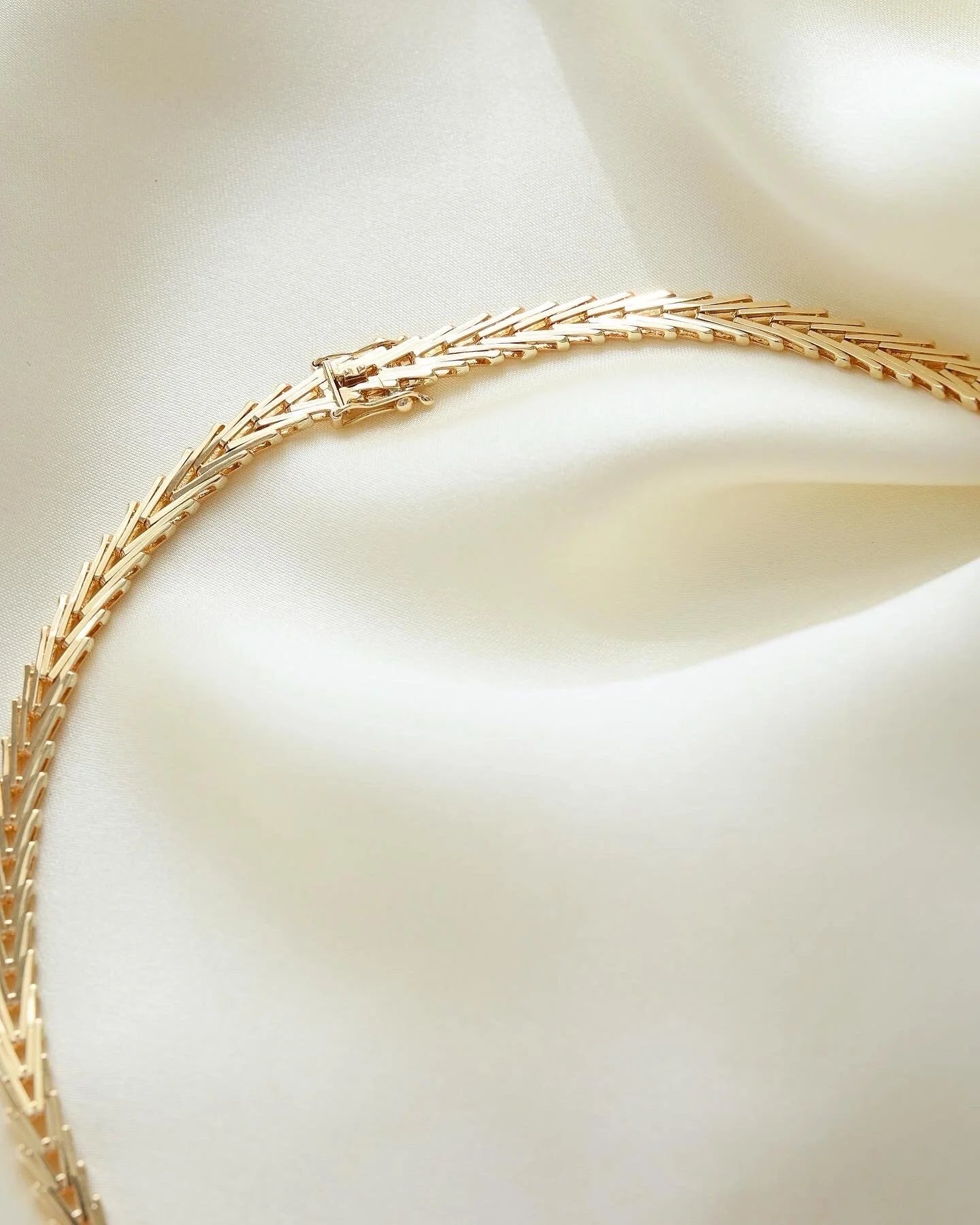 Special Release! (Number 4) Magical Danish Vintage Geneva Link Nekclace 14K Gold 1960