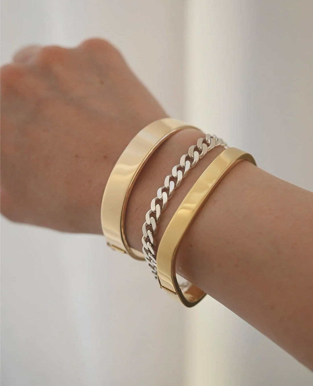 The Perfect Sculptural Square Shaped Vintage Bangle 18K Gold