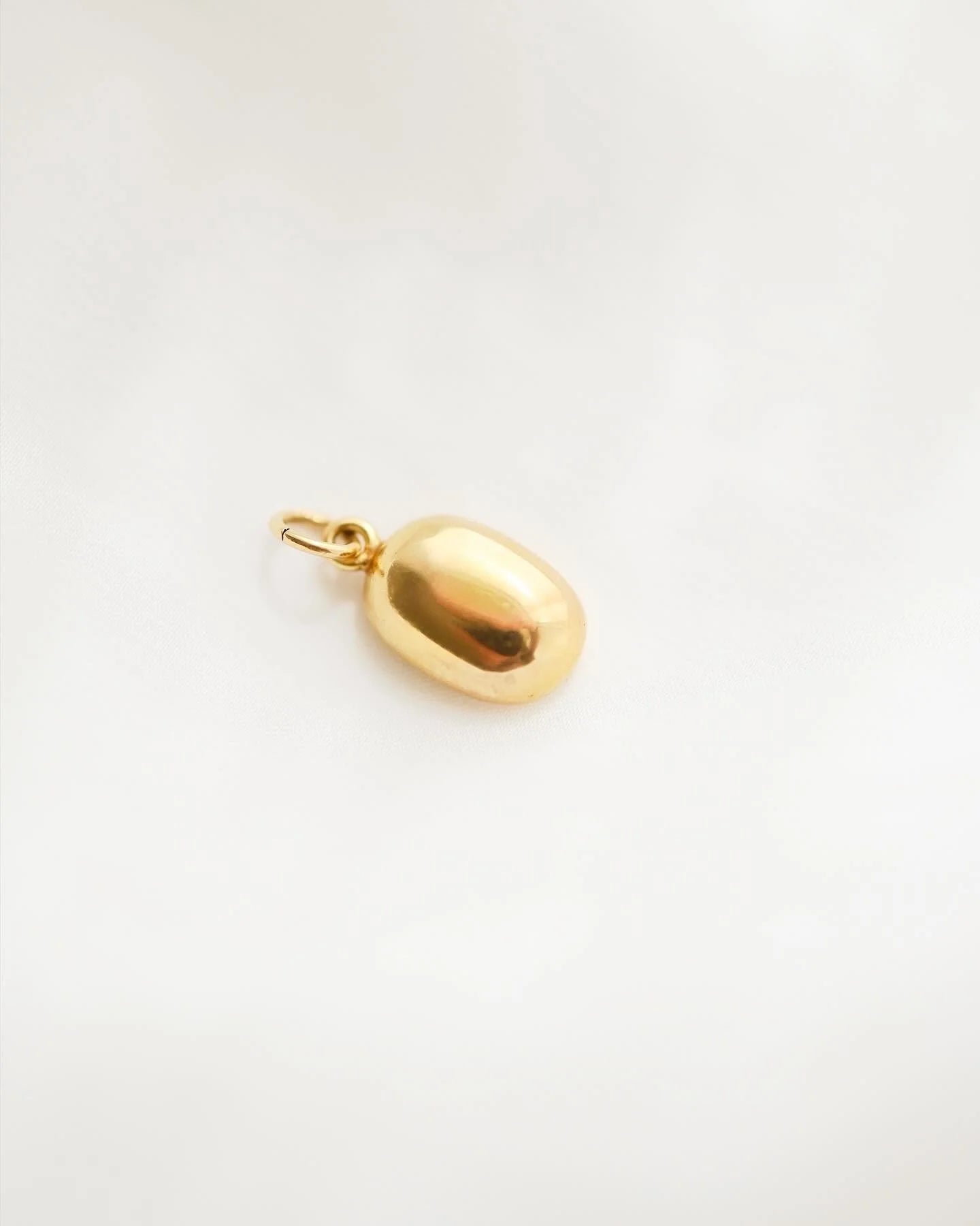 From personal collection! Lucky Coffee Bean 18K Gold Danish Vintage