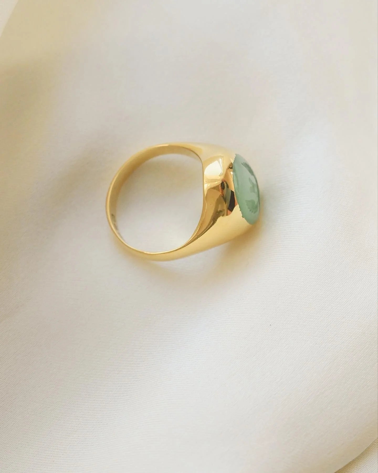 Rare Chrysoprase Signet Ring 18K Gold 1970