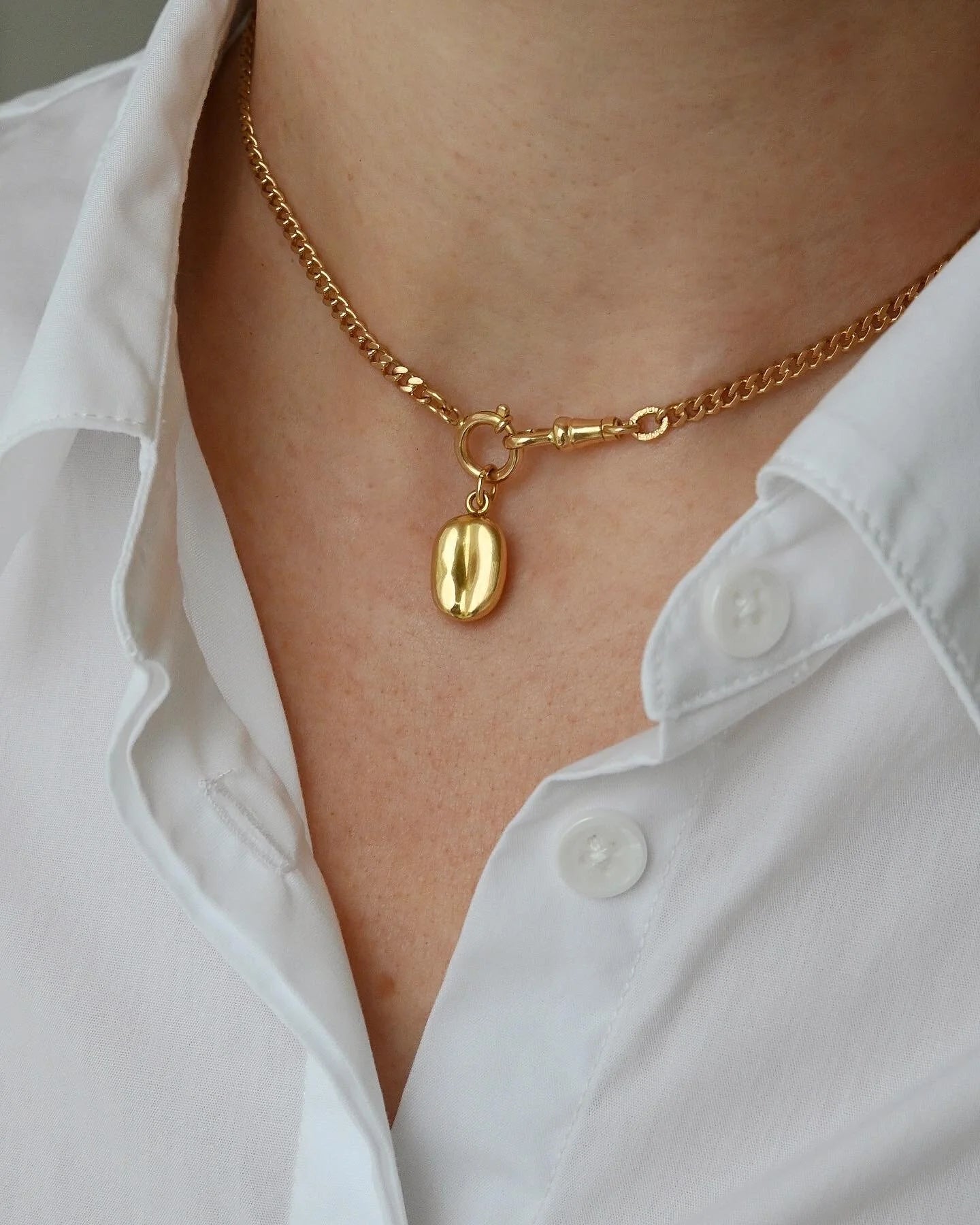Dreamy 14 Inches Watch Chain 18K Gold Beg. 1900s