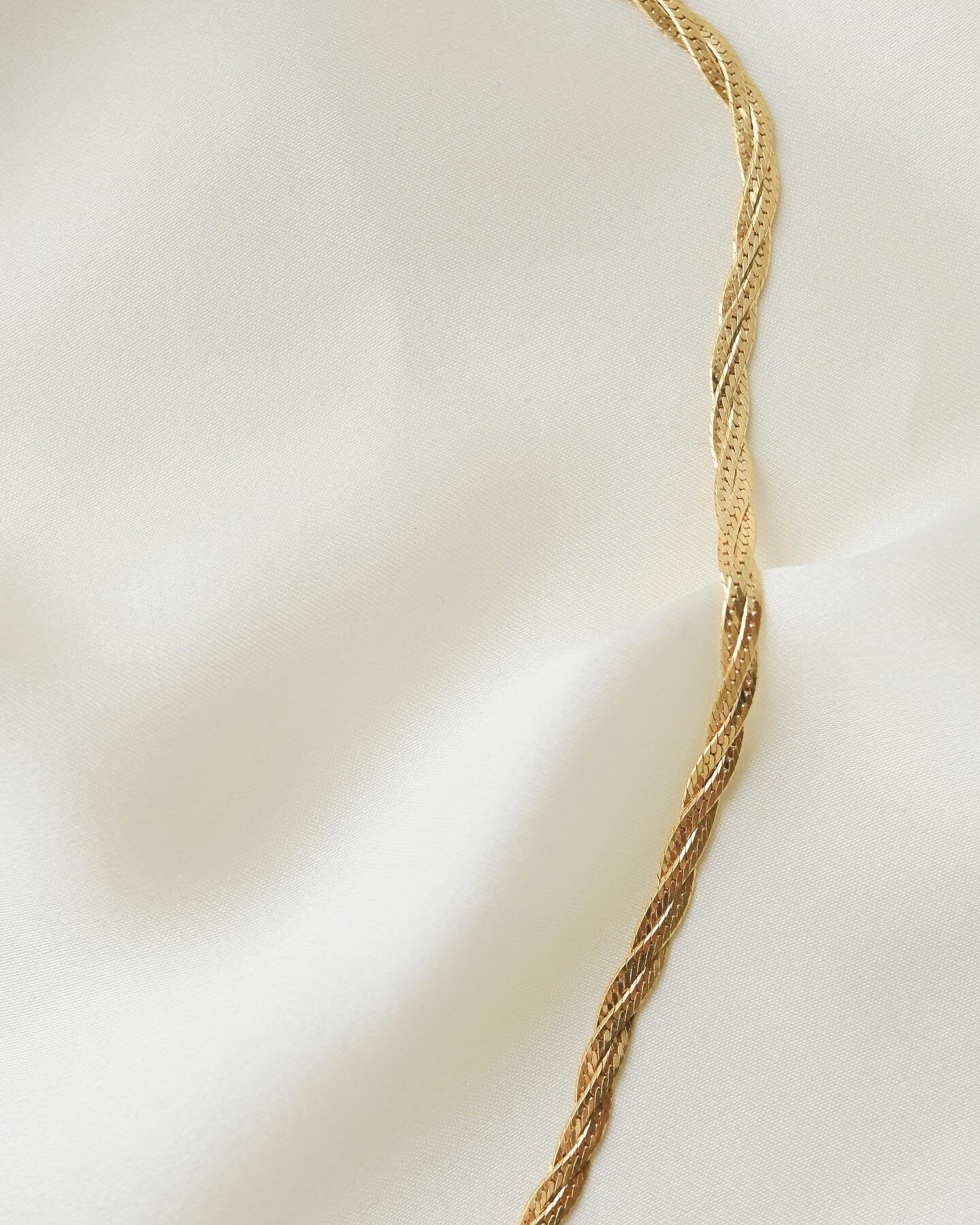 Beautiful Two Sided Special Braided Herringbone Necklace 18K Gold