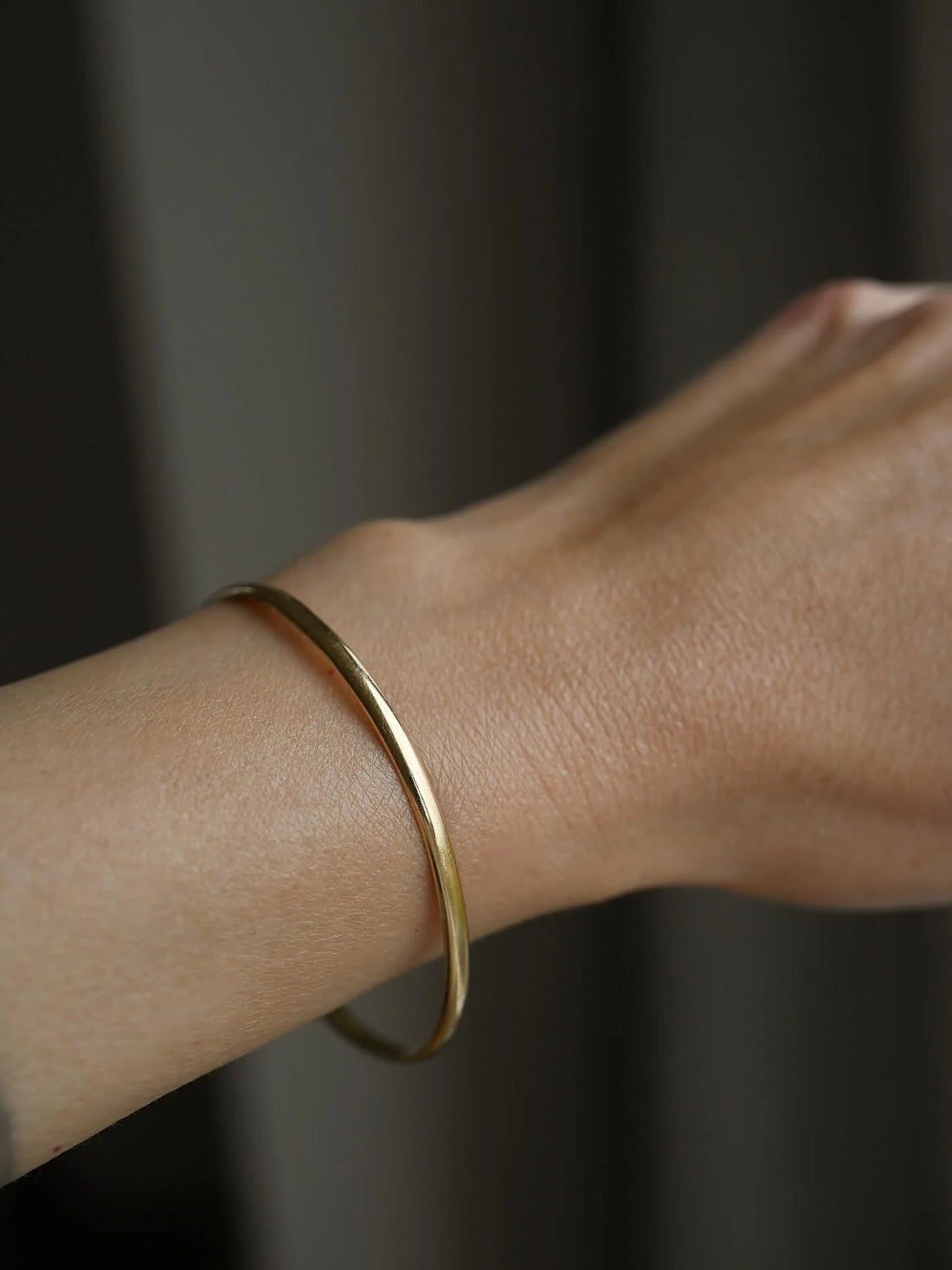 Eternally Elegant Classic Vintage Bangle Solid 18K Gold Sweden 1970