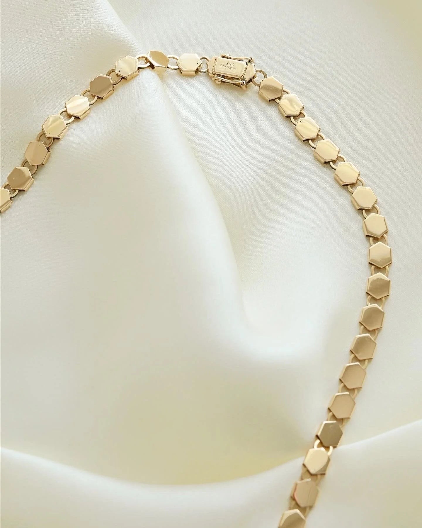 Gorgeous Rare Mid Century Necklace 14K Gold 1960s