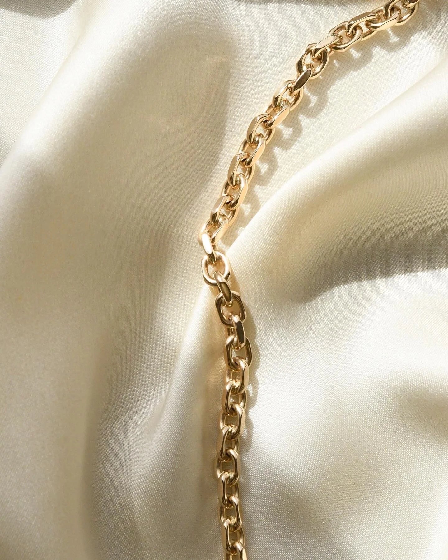 PeRFEct Anchor Link Chain 14K Gold 1990s