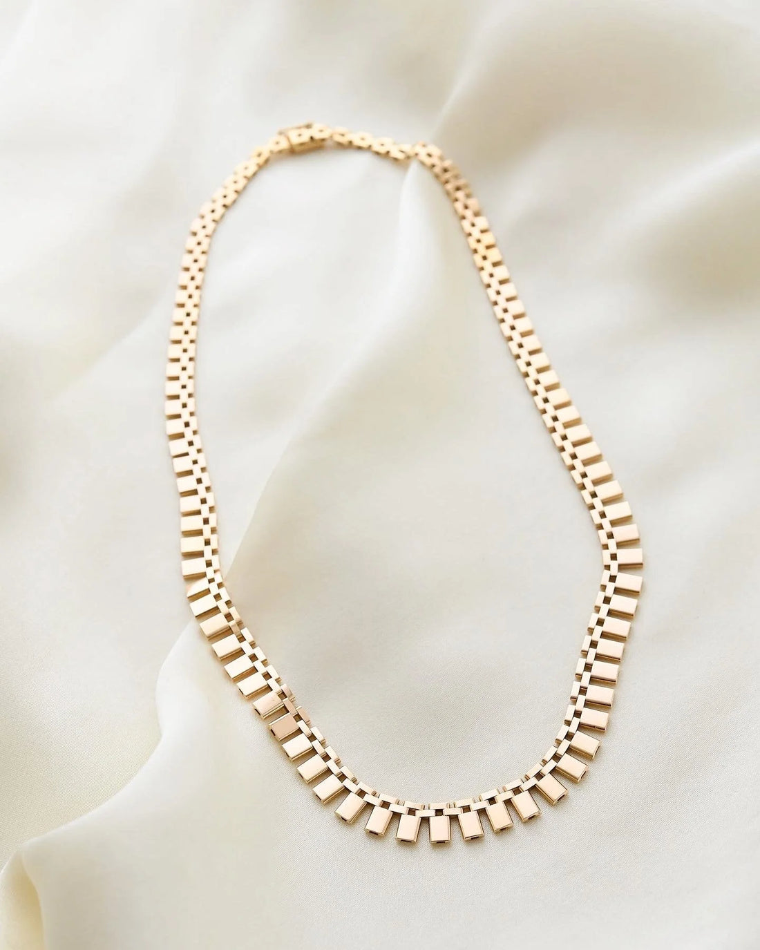 Superb Rare 18K!!!!!! Gold Brick Link Necklace