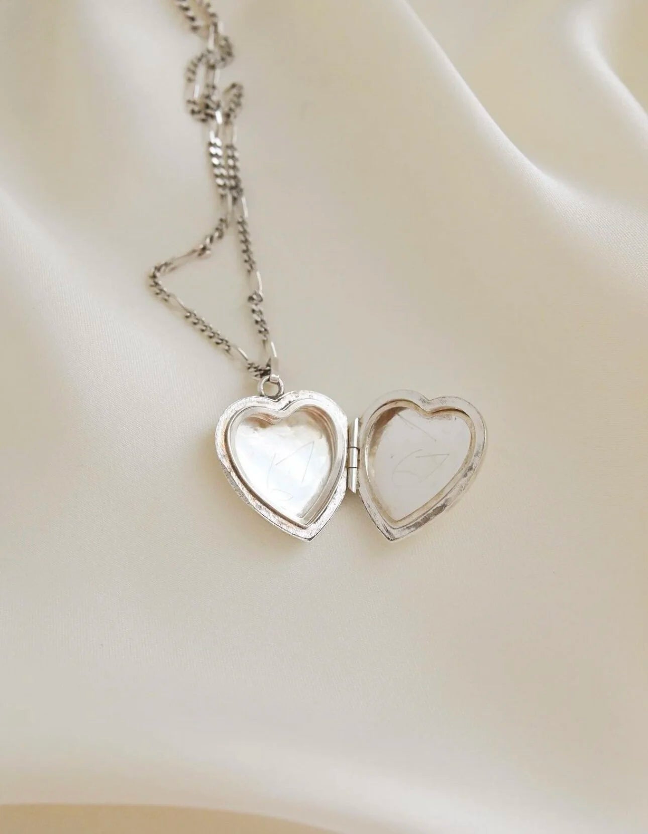 The Cutest Vintage Silver Puffy Silver Heart Locket Pendant