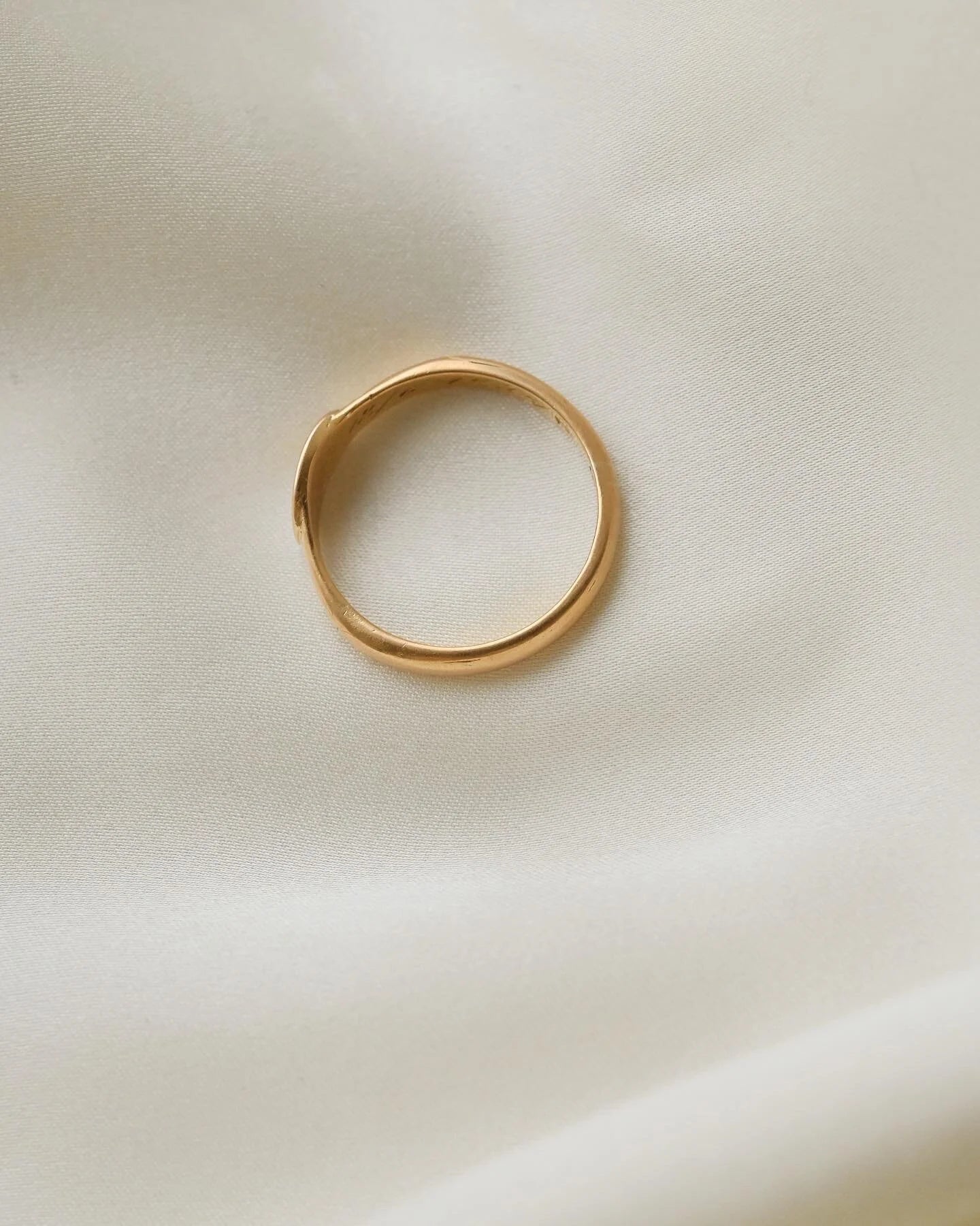 Special Antique 20K Gold “Mom” Heirloom Ring 1927