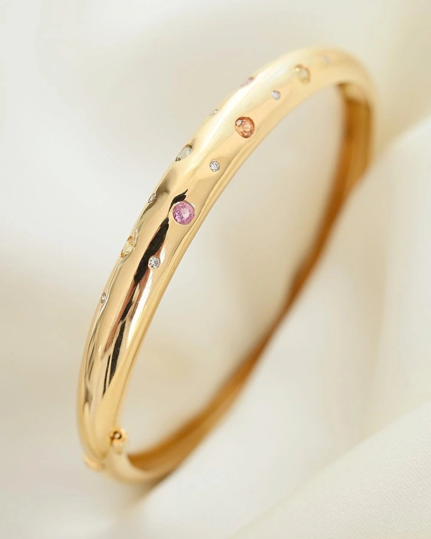 Stunning Diamond And Pastel Sapphire Bangle 18K Gold