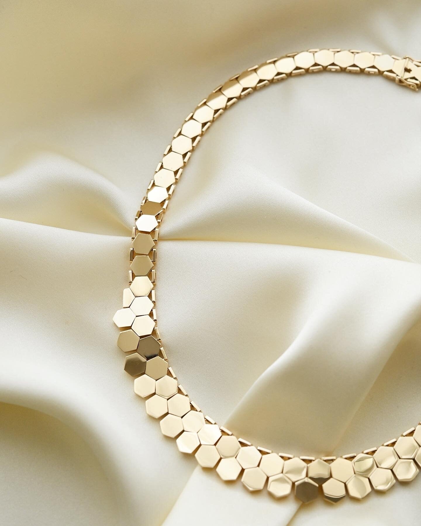 Outstanding Danish Vintage Bee Cell Link Necklace 14K Gold