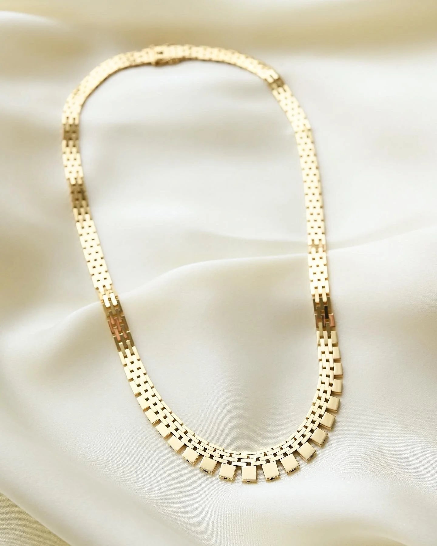 Sexy Cleopatra Danish Vintage Necklace 14K Gold 1960s