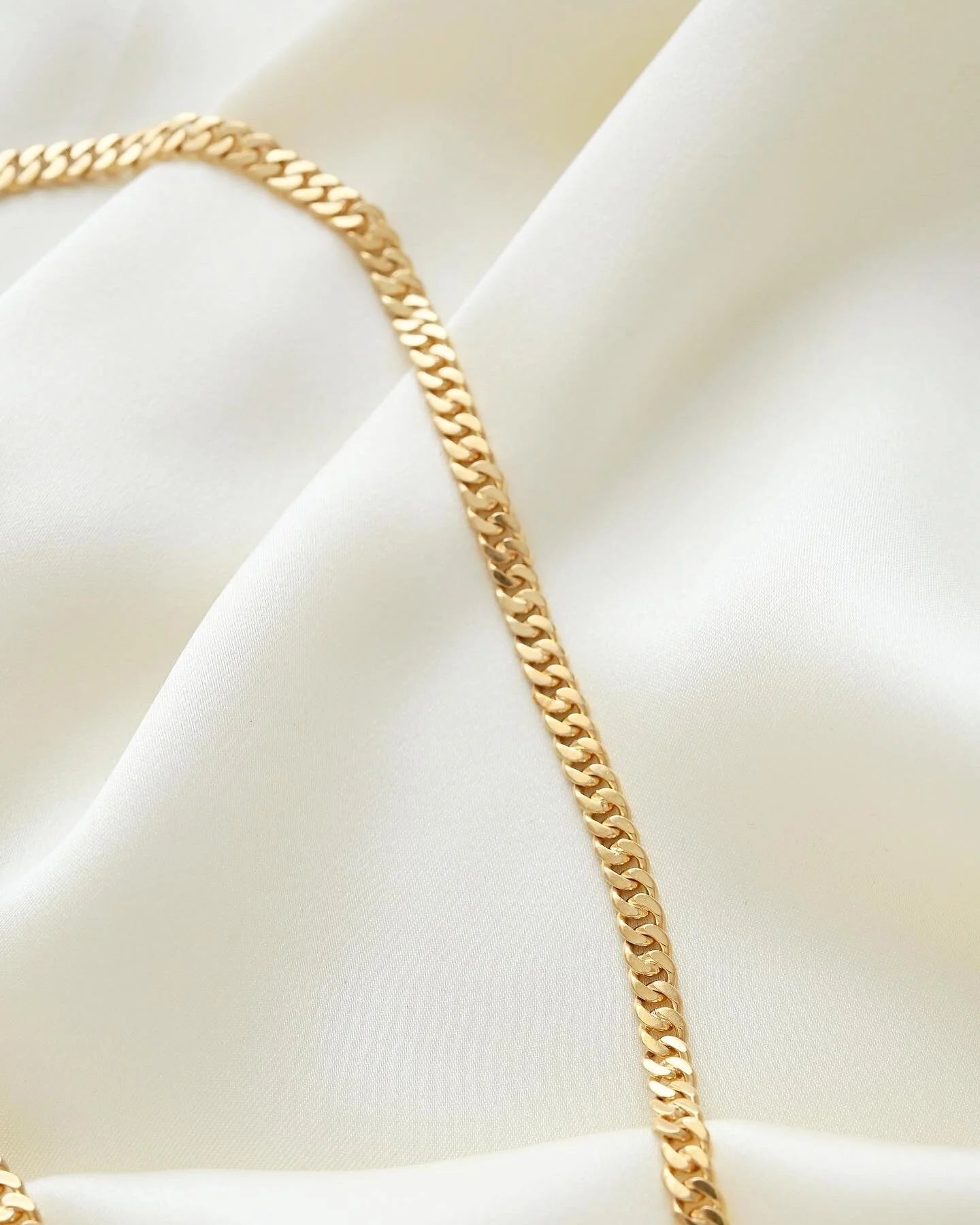 Rare Long 18K Solid Gold Antique Curb Link Chain Beg 1900s