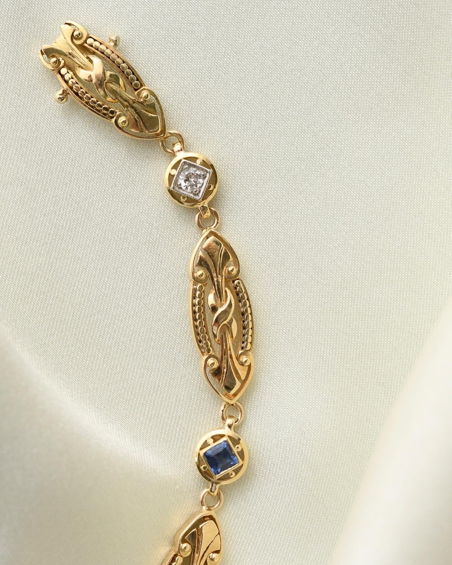 Sublime French Art Deco Sapphire Diamond Bracelet 18K Gold