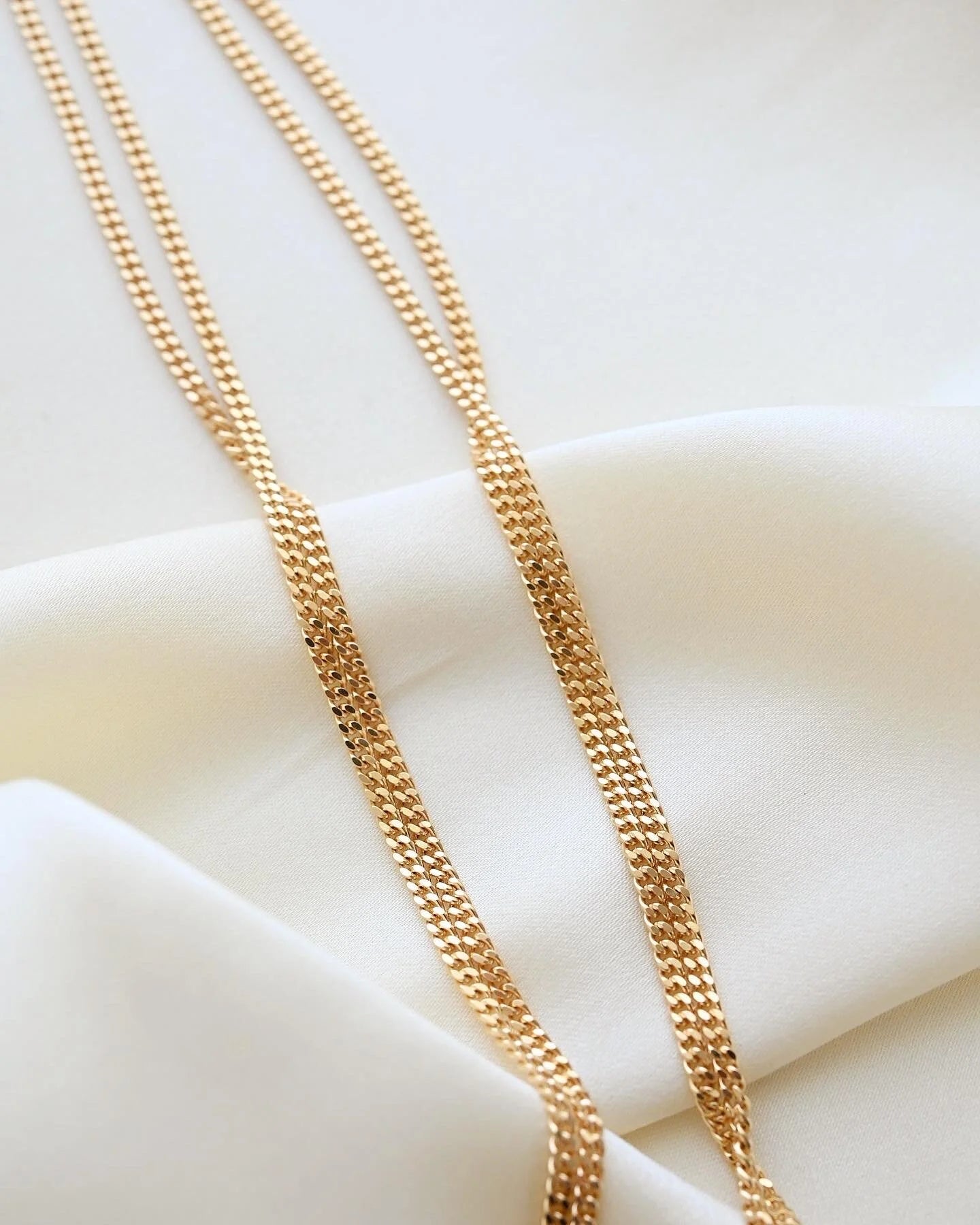 Long Wrap Around Once or Twice 27.4 Inches Faceted Italian Curb Link Necklace 18K Gold