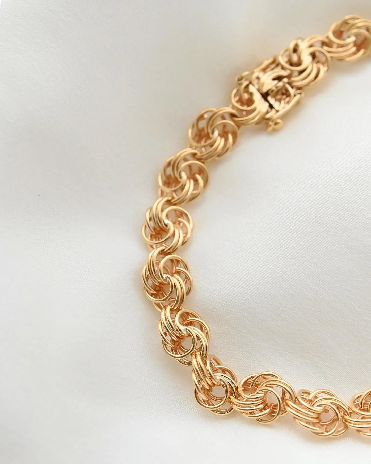 Rare Three Dimensional Knot Link Bracelet 18K Gold 1955 Sweden
