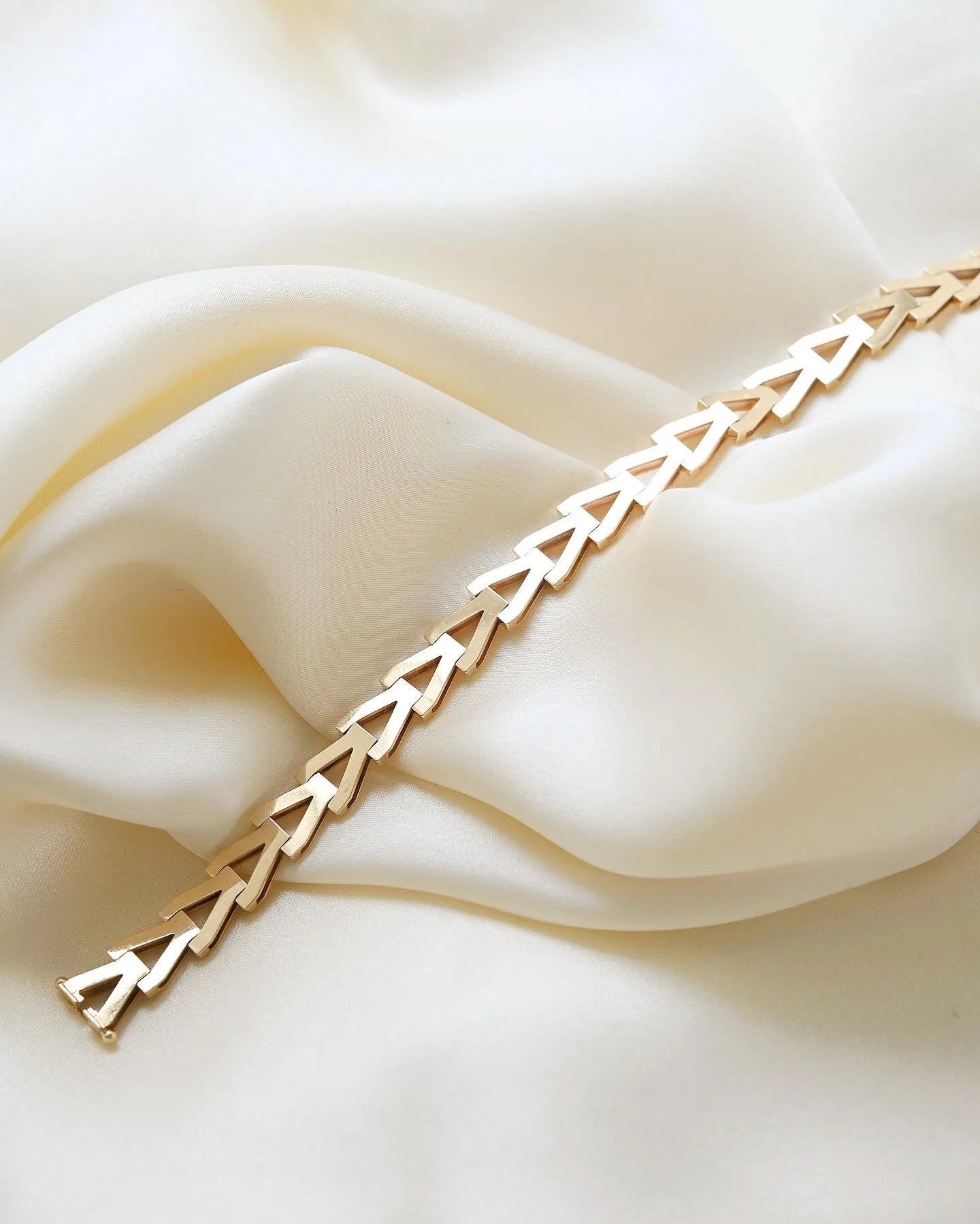 Vintage Jumbo Bracelet by Danish Willy Junget 14K Gold 1960