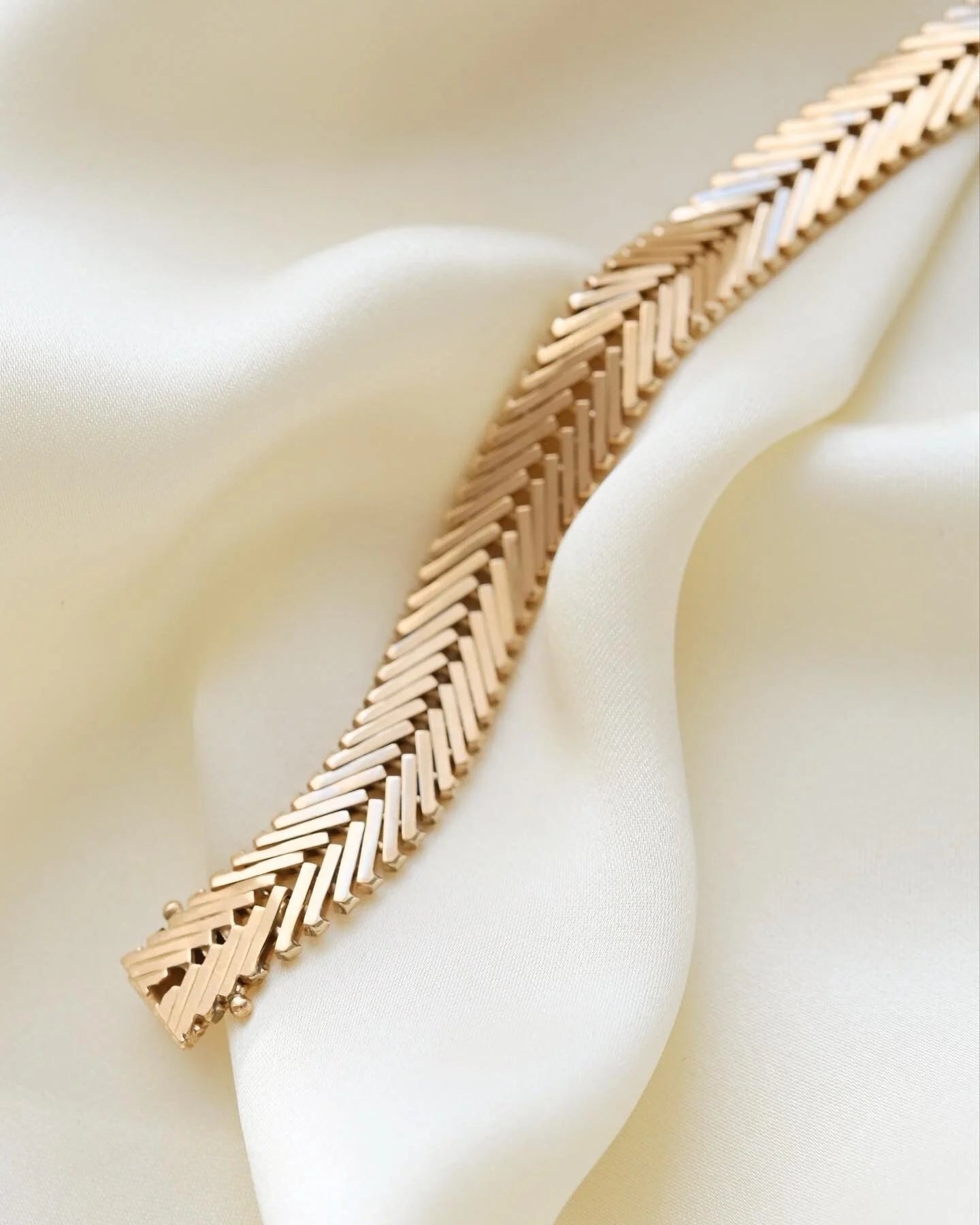 Rare Wider Danish Geneva Vintage Bracelet 14K Gold 1970