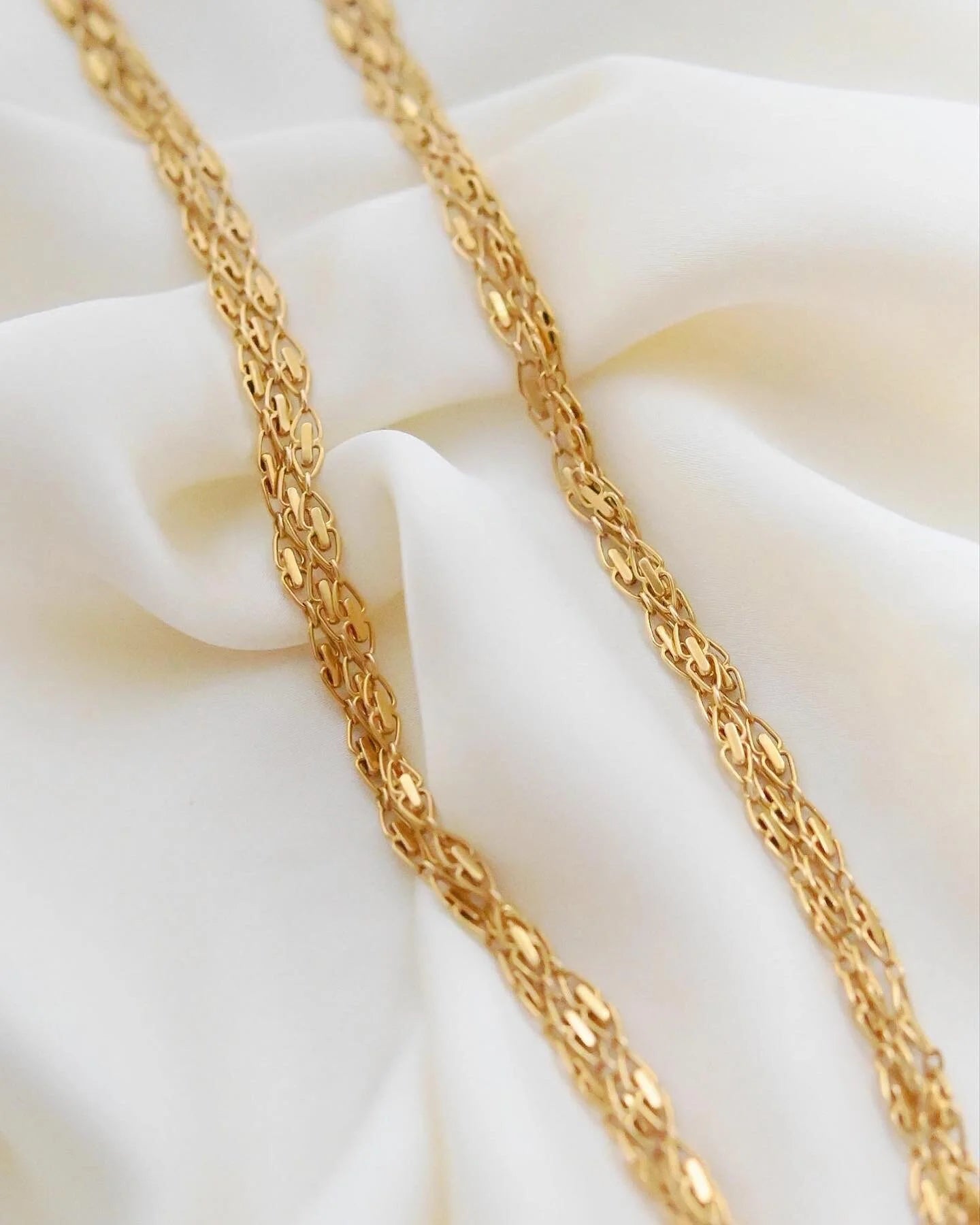 Extraordinary Rare 67.7 Inches Long Guard Chain Antique 18K Gold