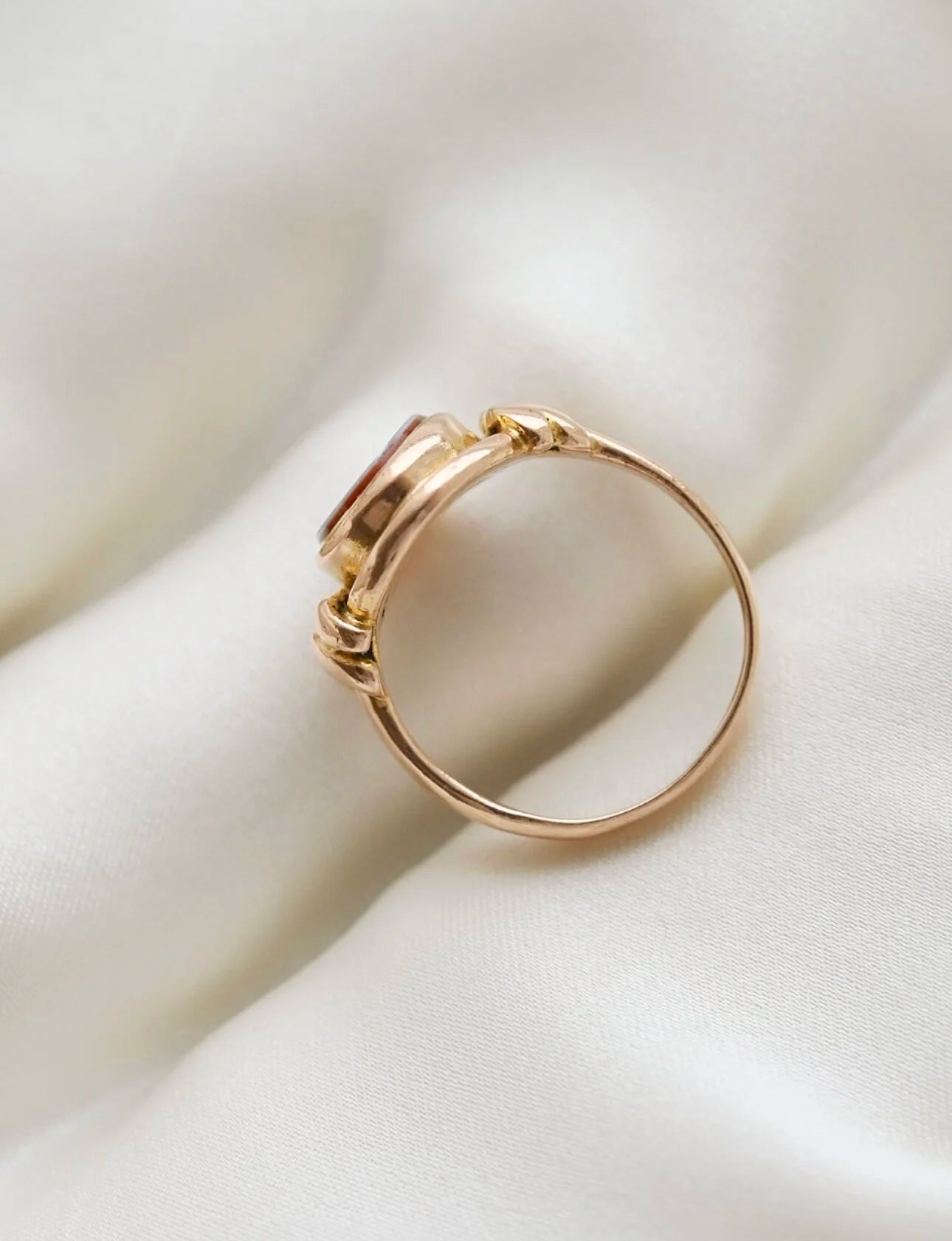 Super Cool Antique Signet Agate Ring 18K Gold 1890s