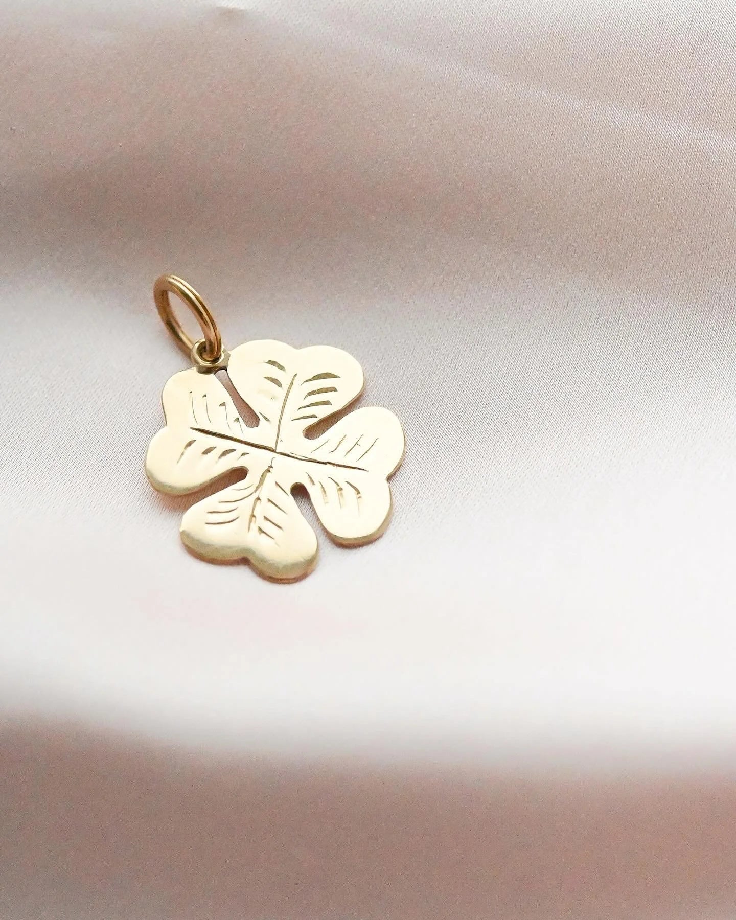 Big Vintage Lucky Pendant w Big Jump Ring Bale 18K Gold