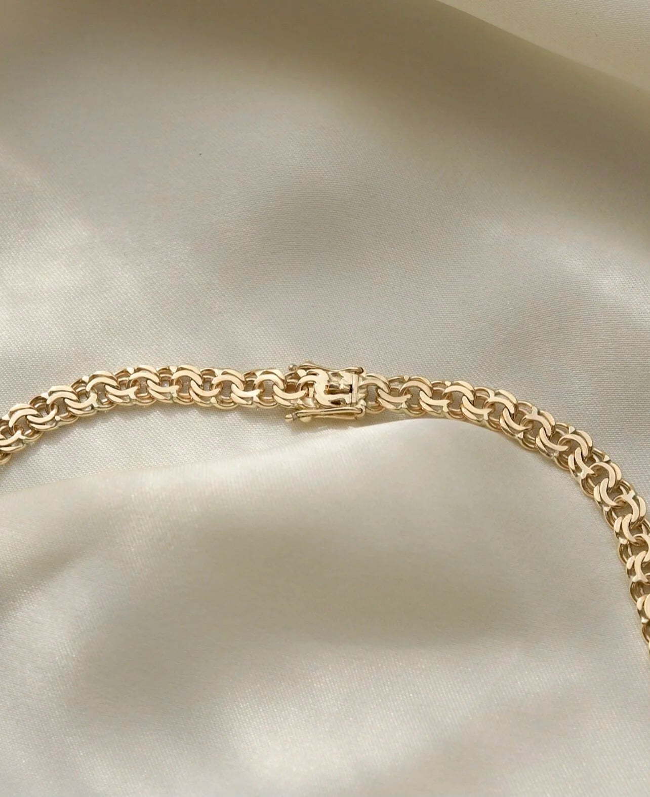 Gorgeous Bismarck Link Chain 14K Gold