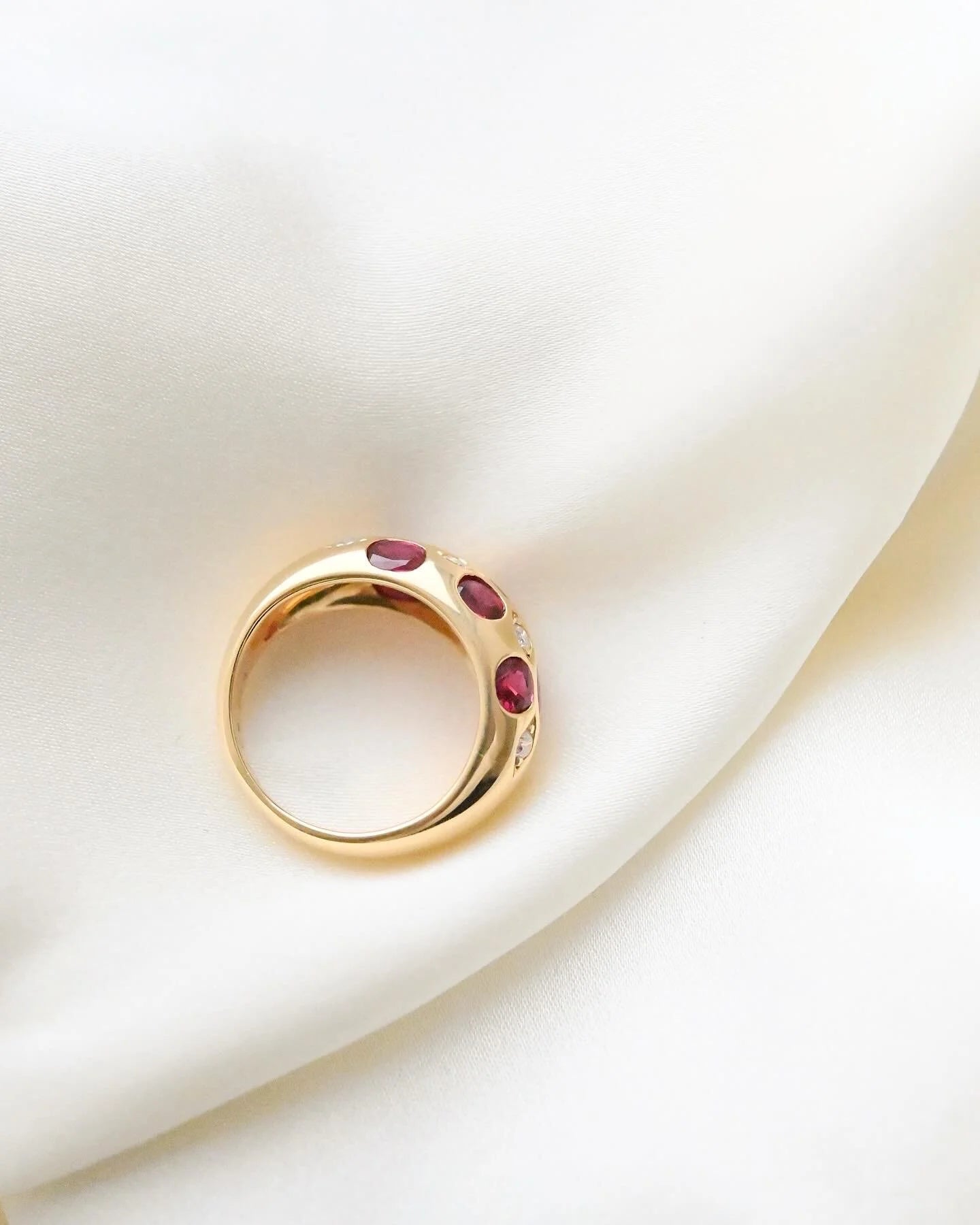 Exquisite Vintage Estate Dome Ring w Rubies and Diamonds 18K Gold