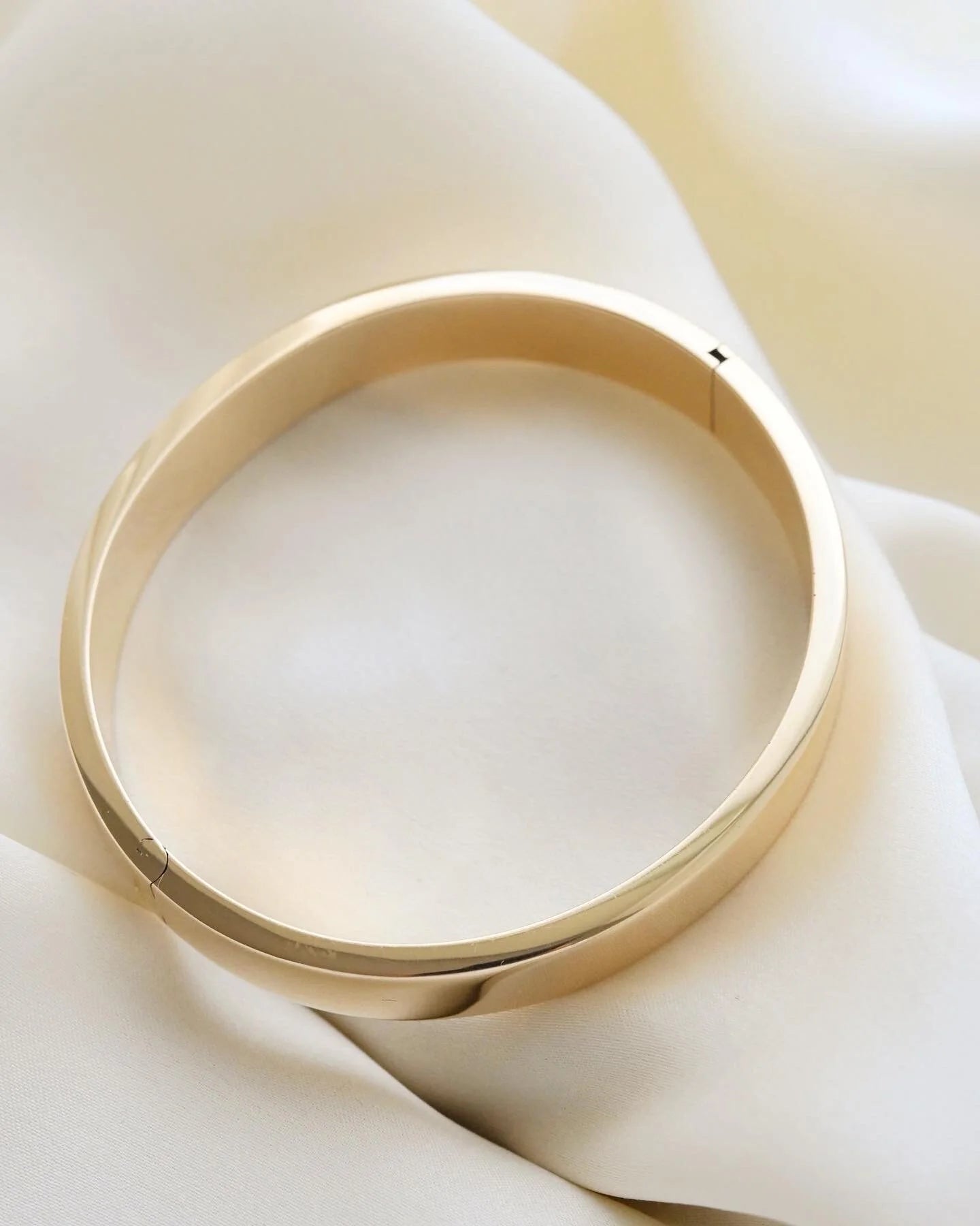 Amazing Danish Classic Vintage Bangle 14K Gold