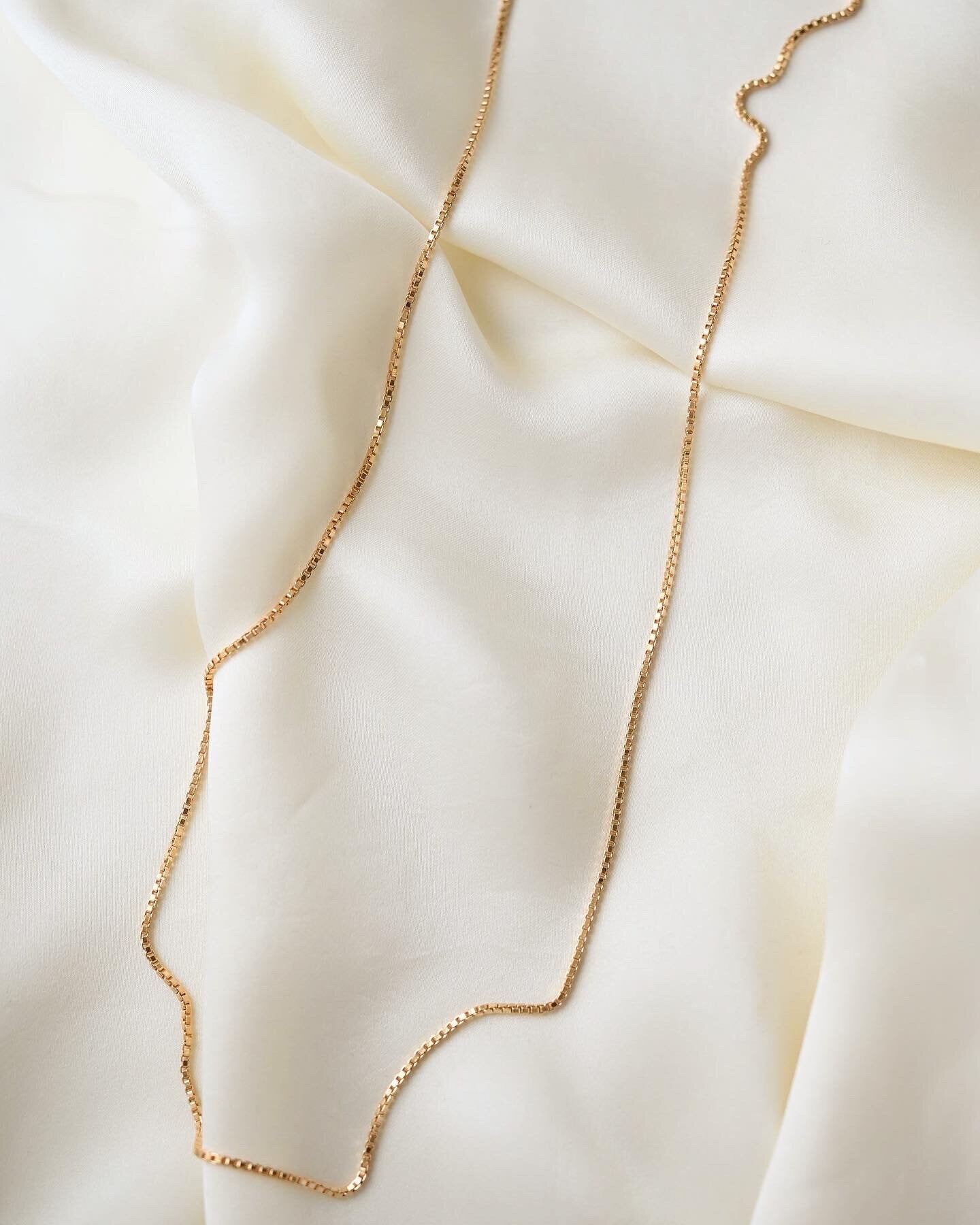 Long Vintage Box Link Chain 18K Gold