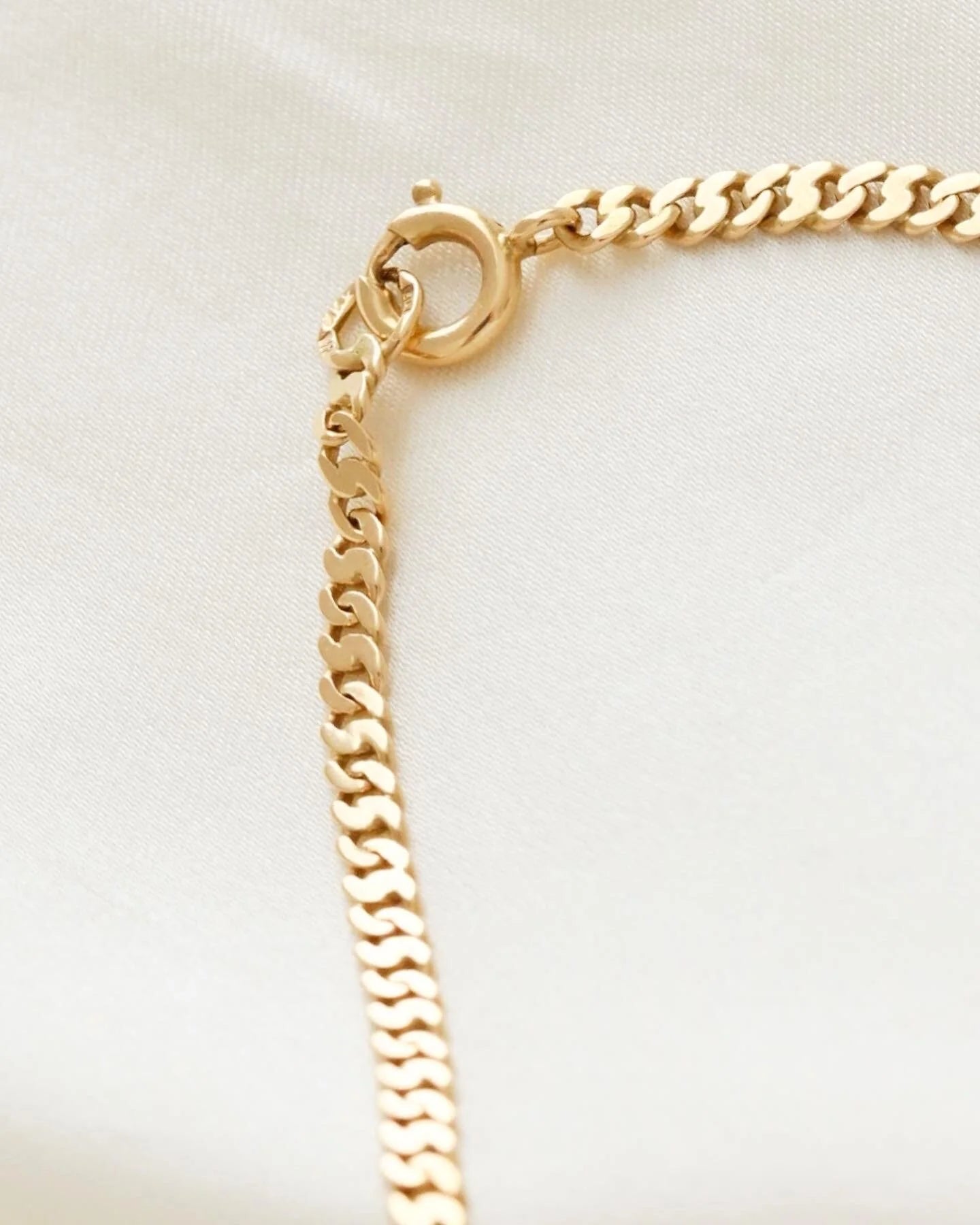 Perfect Swedish Vintage Stacking Curb Link Necklace 18K Gold 1960