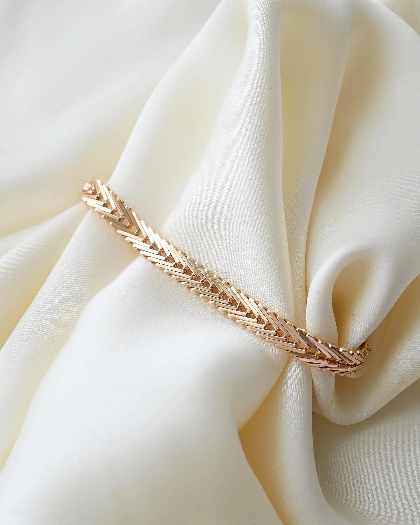 Perfect Danish Vintage Bracelet 14K Gold 1960s