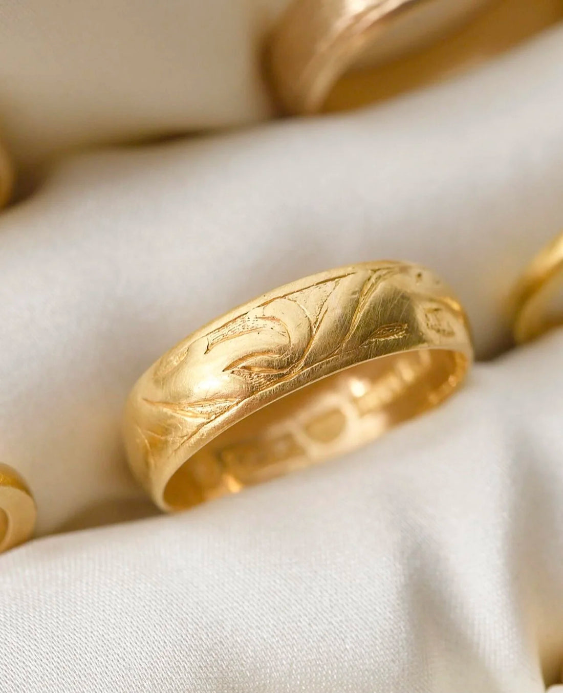 Glorious 104 Year Old Antique Patterned Gold Band 23K 1917