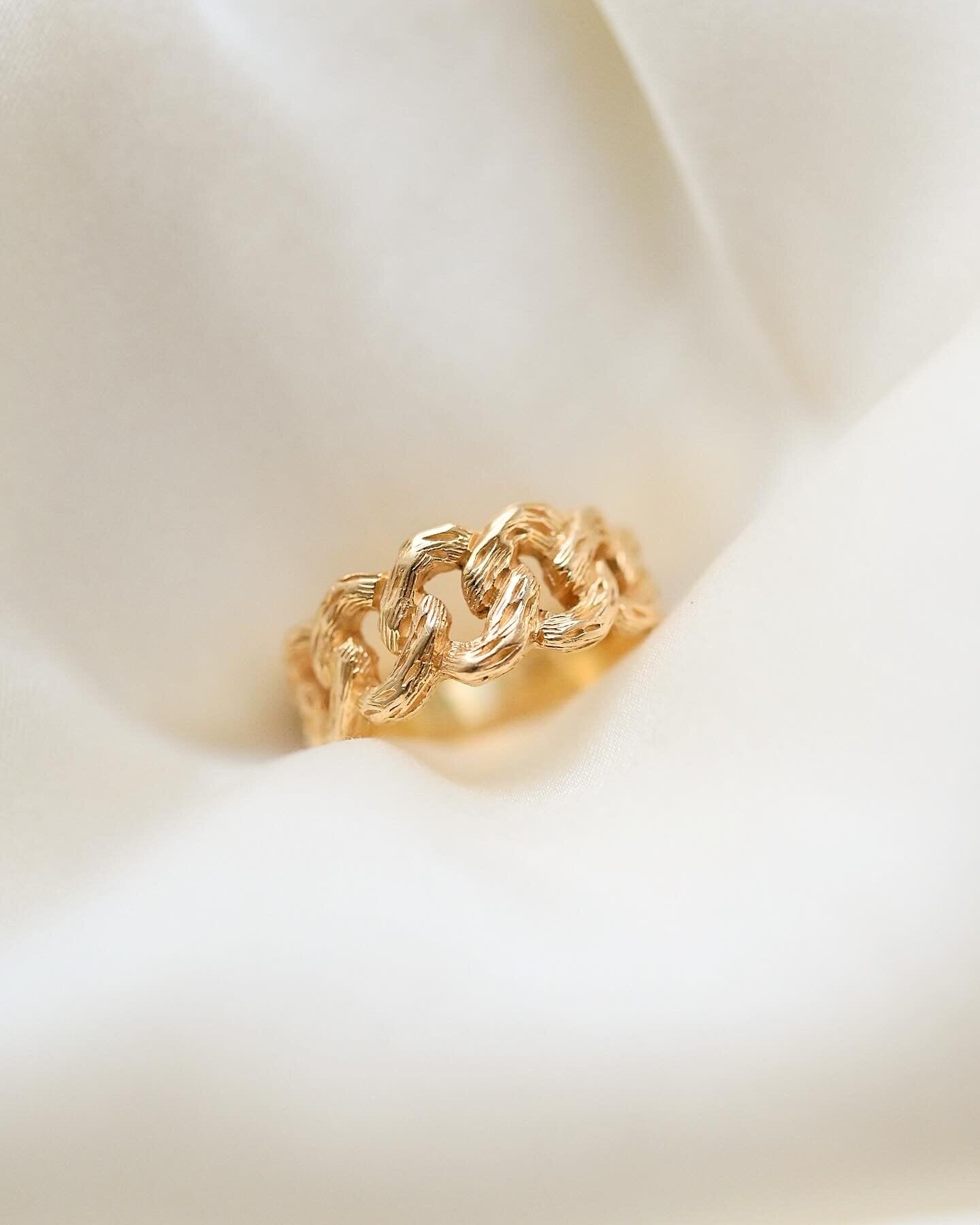 Swedish Mid Century Link Ring 18K Gold 1960s