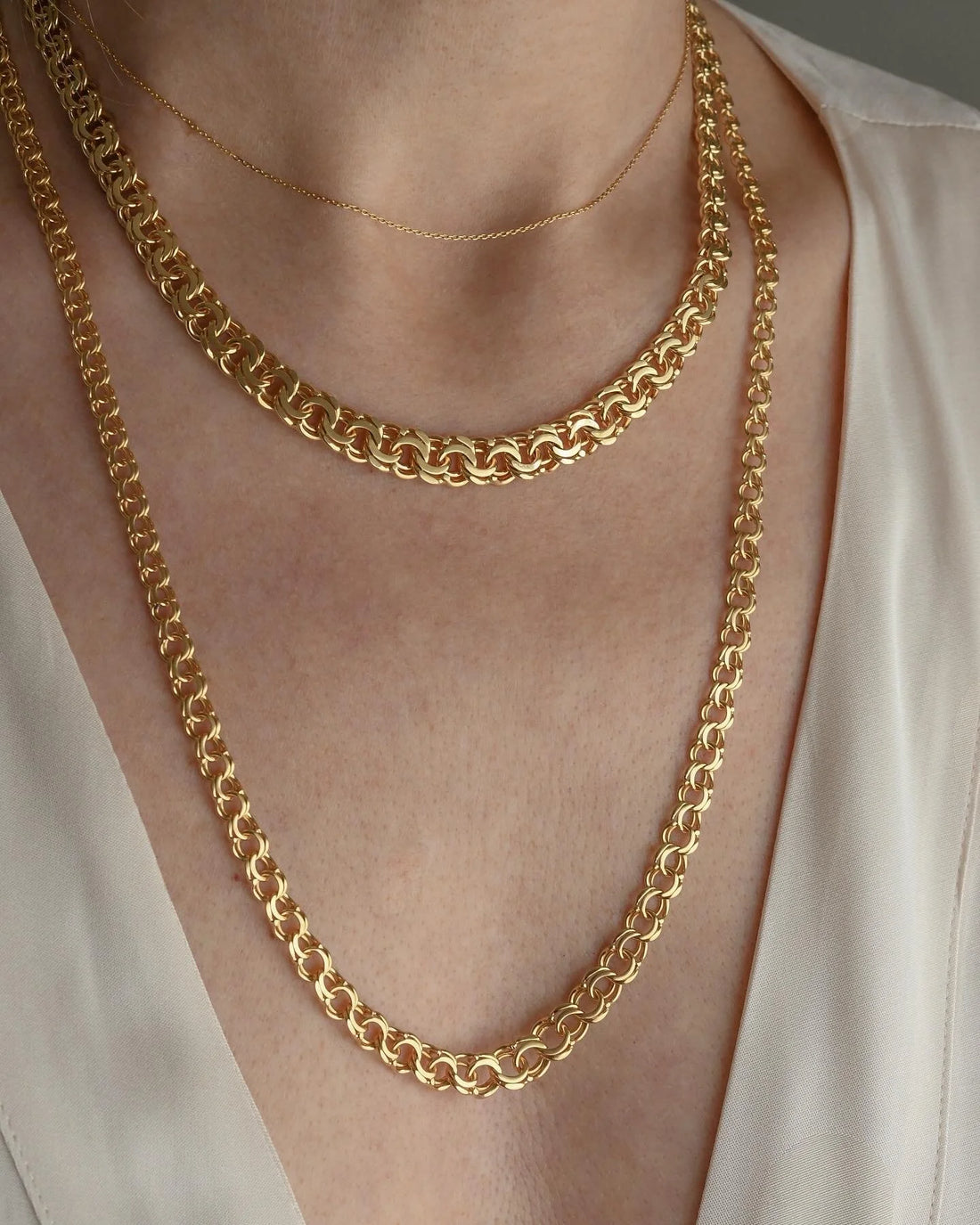 Chunky Bismarck Chain 16.5 Inches 14K Gold 1960s