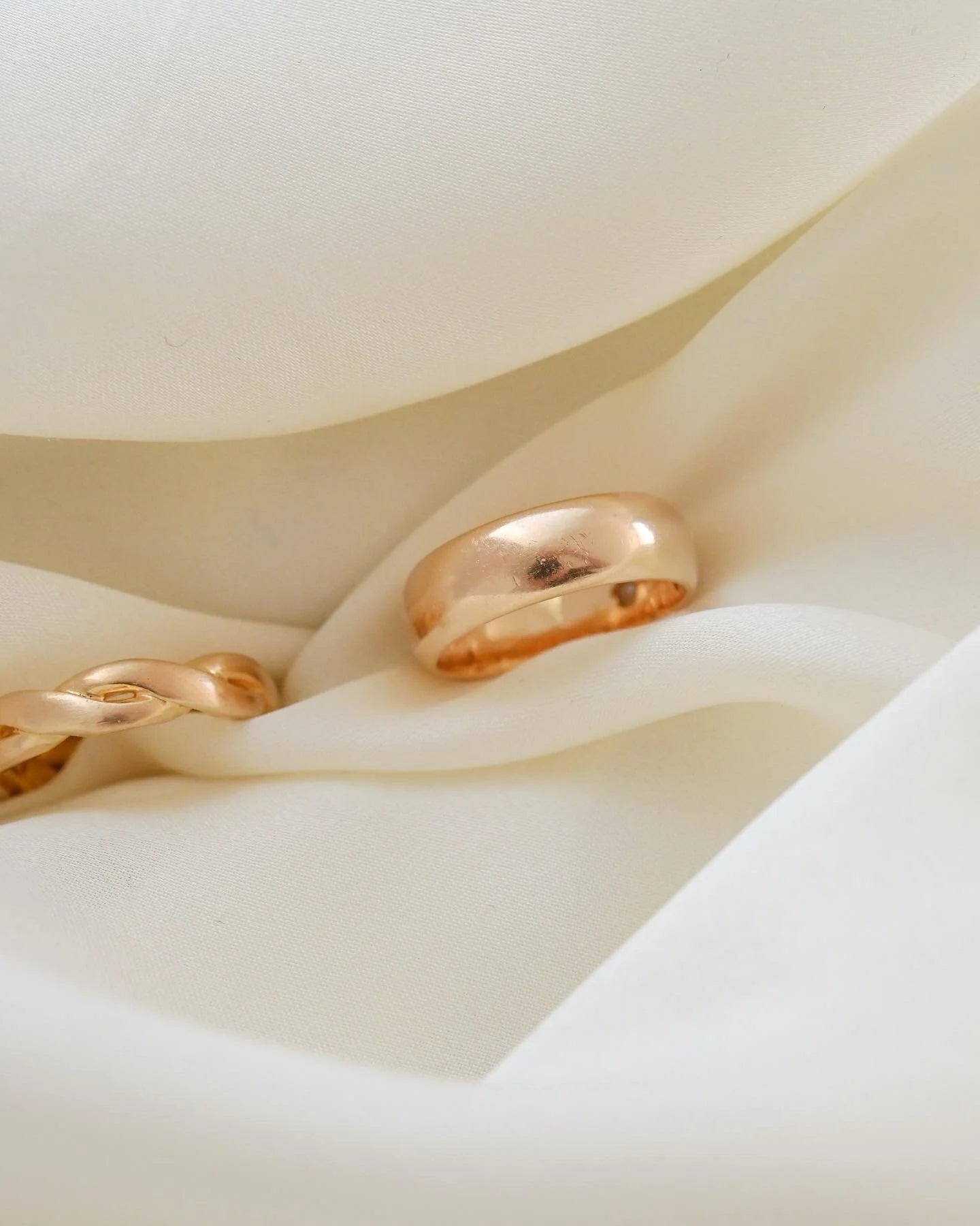 Chubby Rings 18K Gold 1891 and 1973