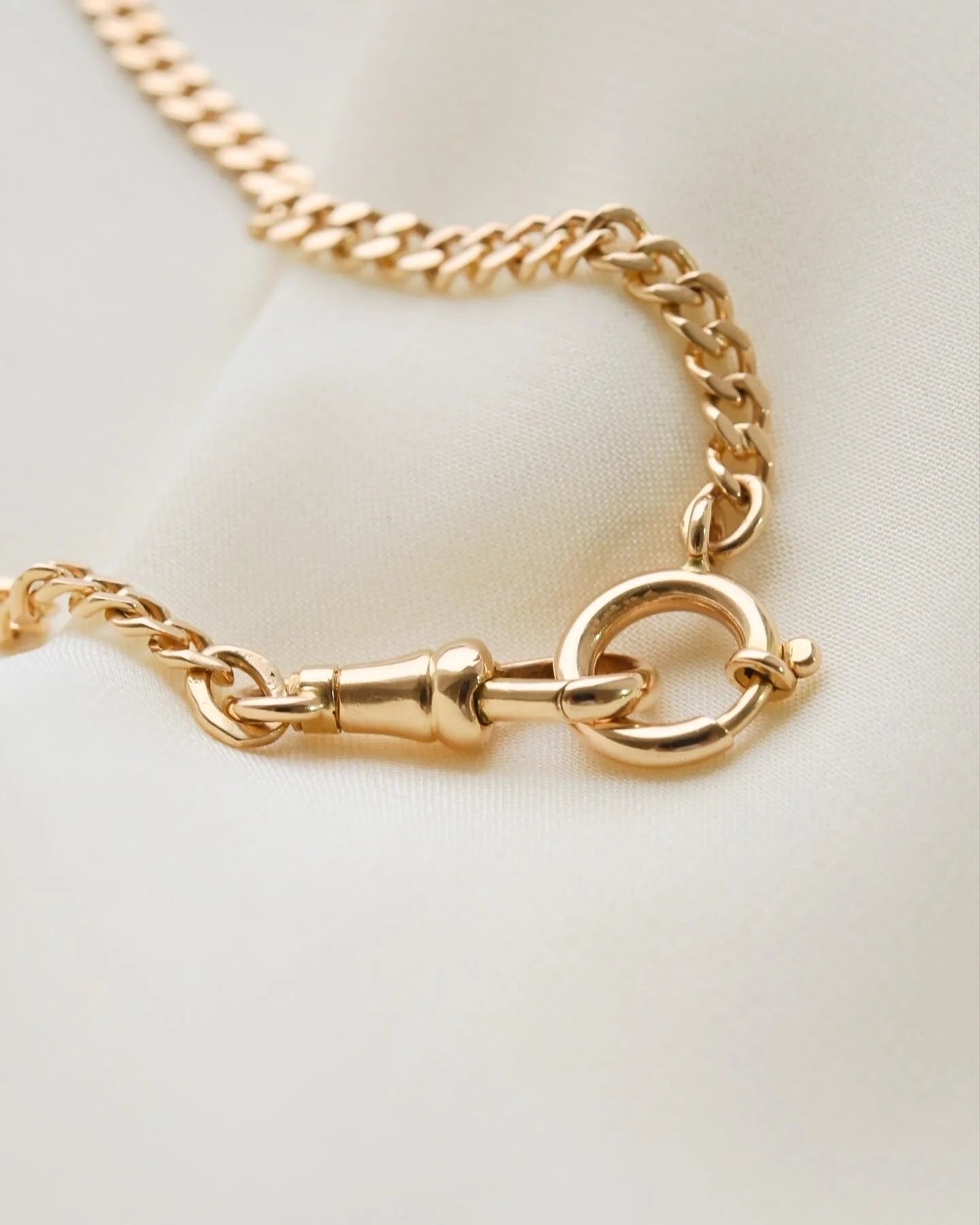 Dreamy 14 Inches Watch Chain 18K Gold Beg. 1900s
