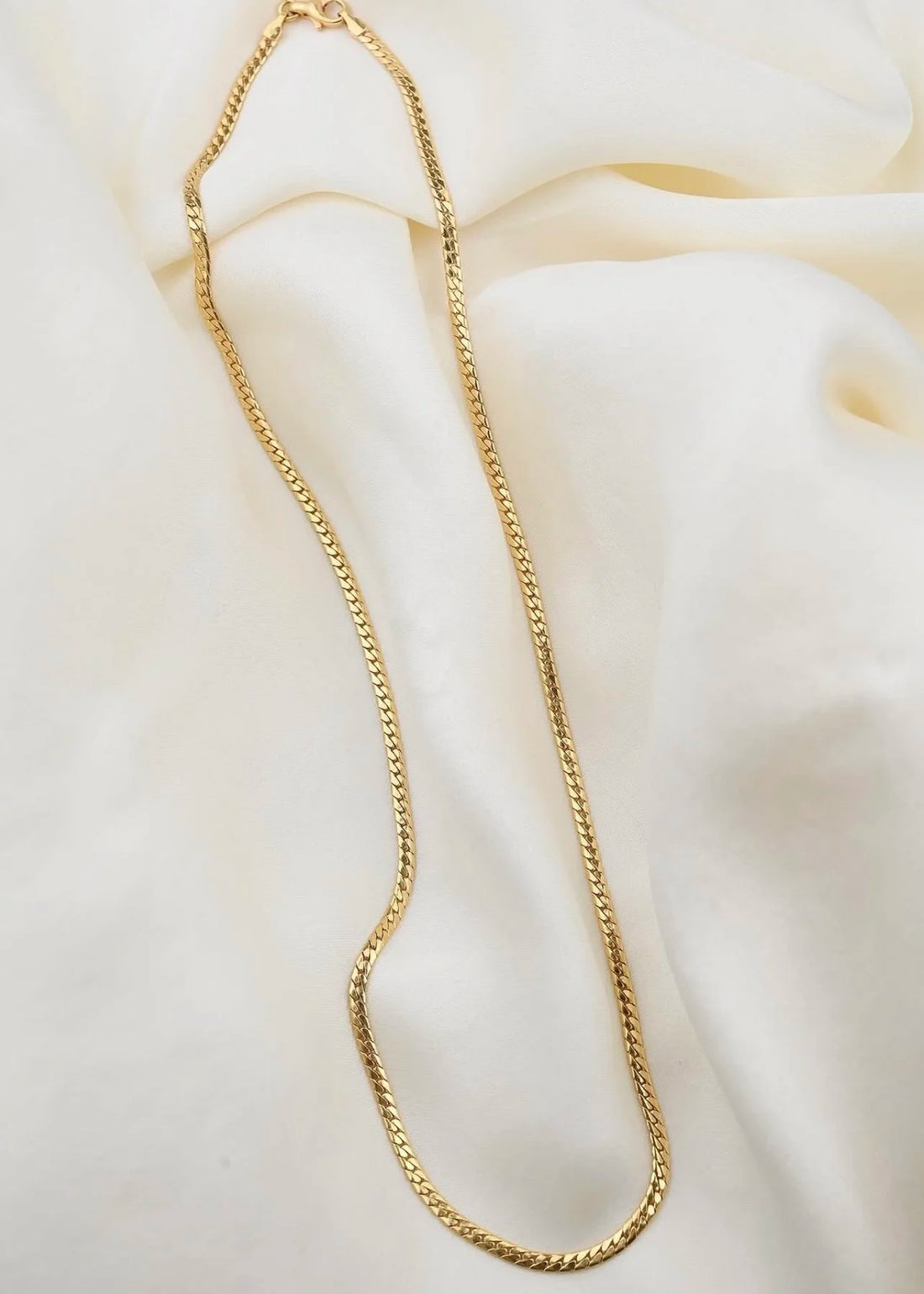 Extraordinary Heavy Beautiful Curb Chain 18K Gold Swedish Vintage