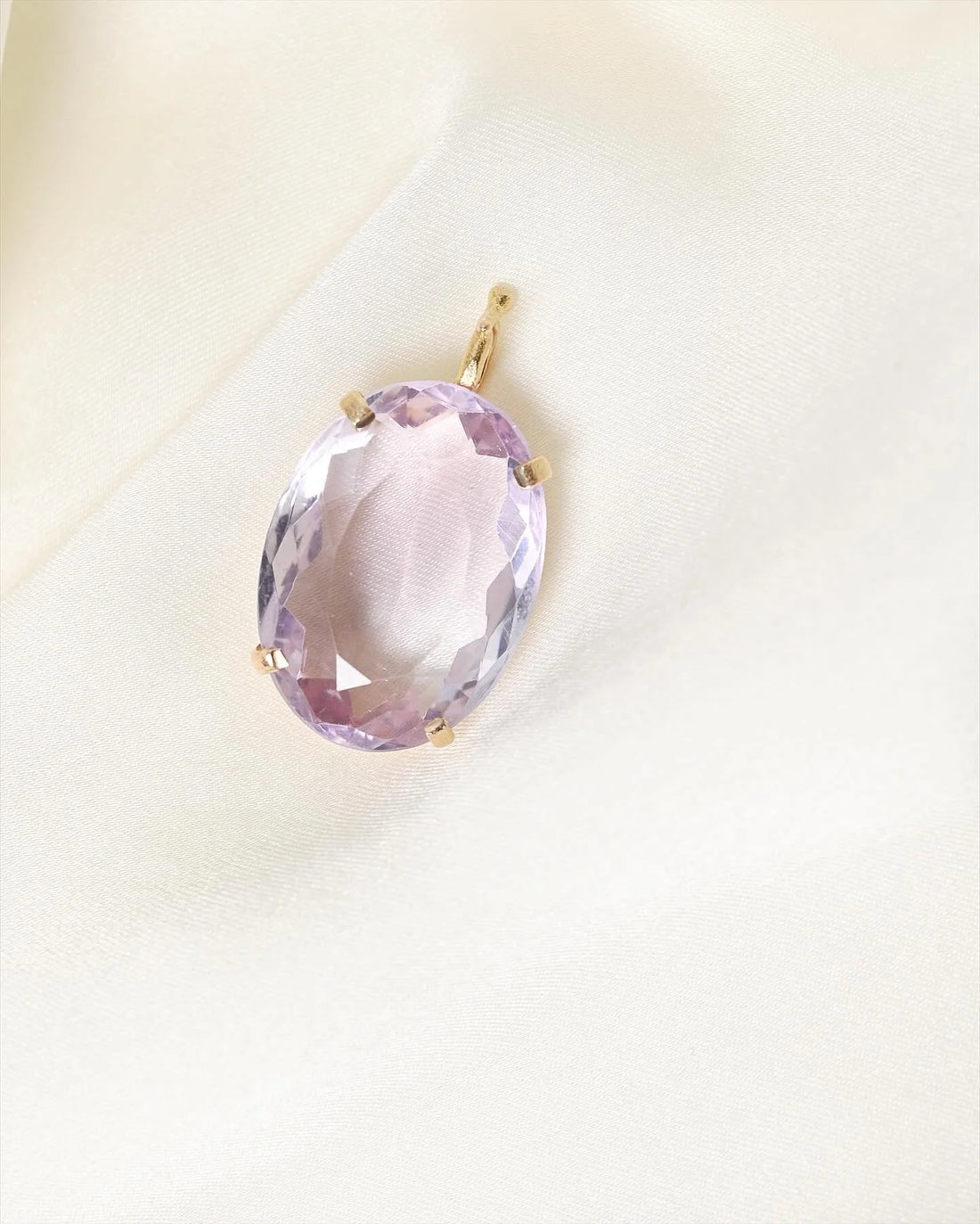 Extraordinary Rose De France Amethyst Pendant 18K Gold