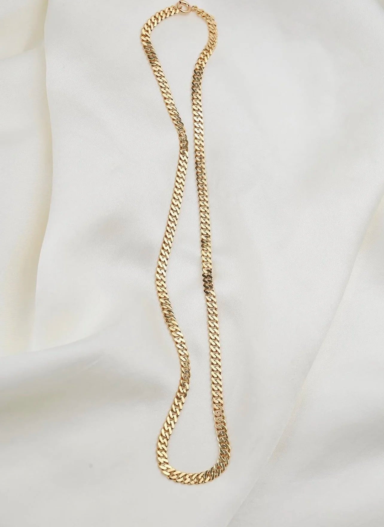 A Gorg Forever Piece Vintage Curb Link Chain 18K Gold 1970s Sweden