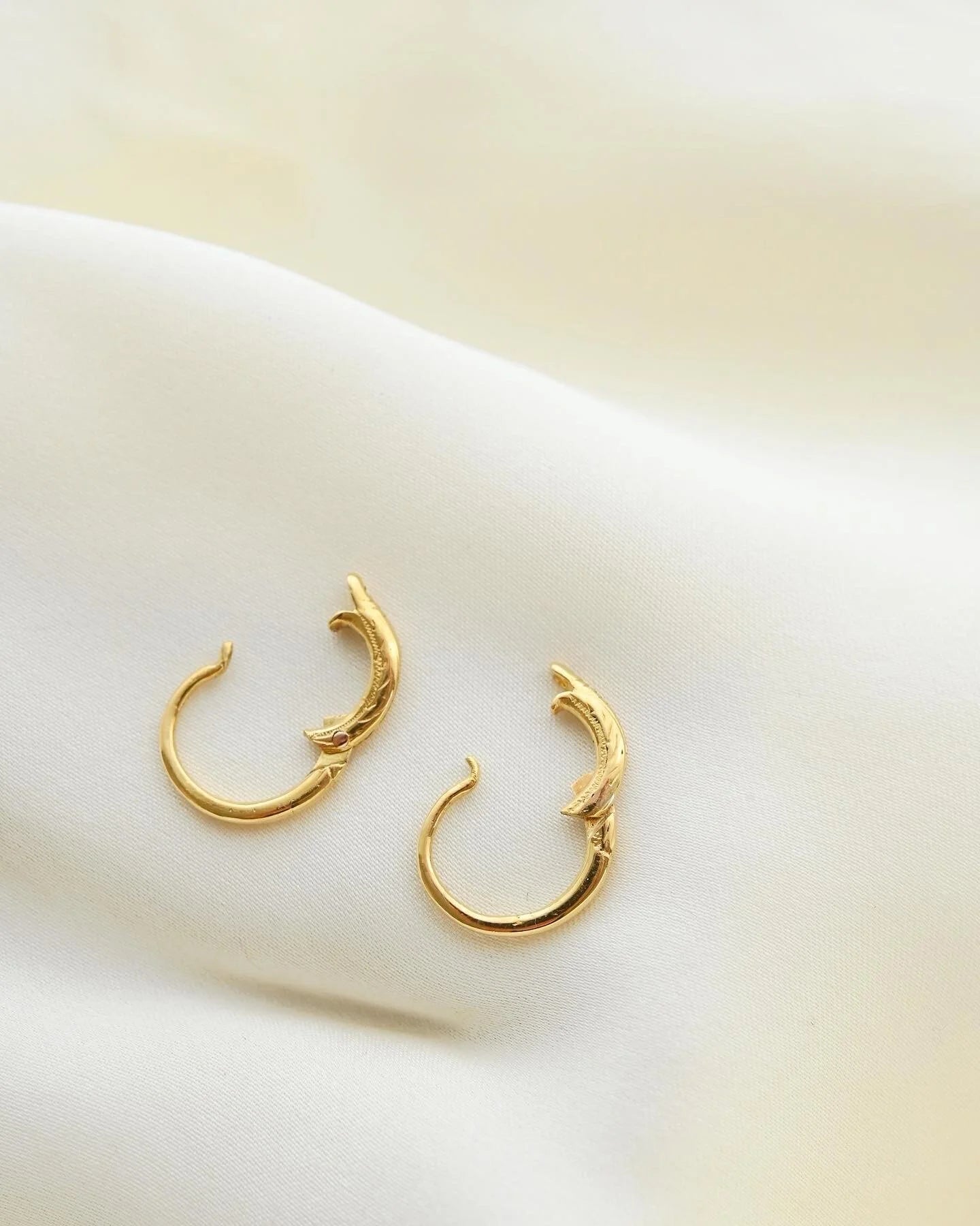 Super Rare Bigger Sized Ouroboros Earrings 18K Gold 1700s